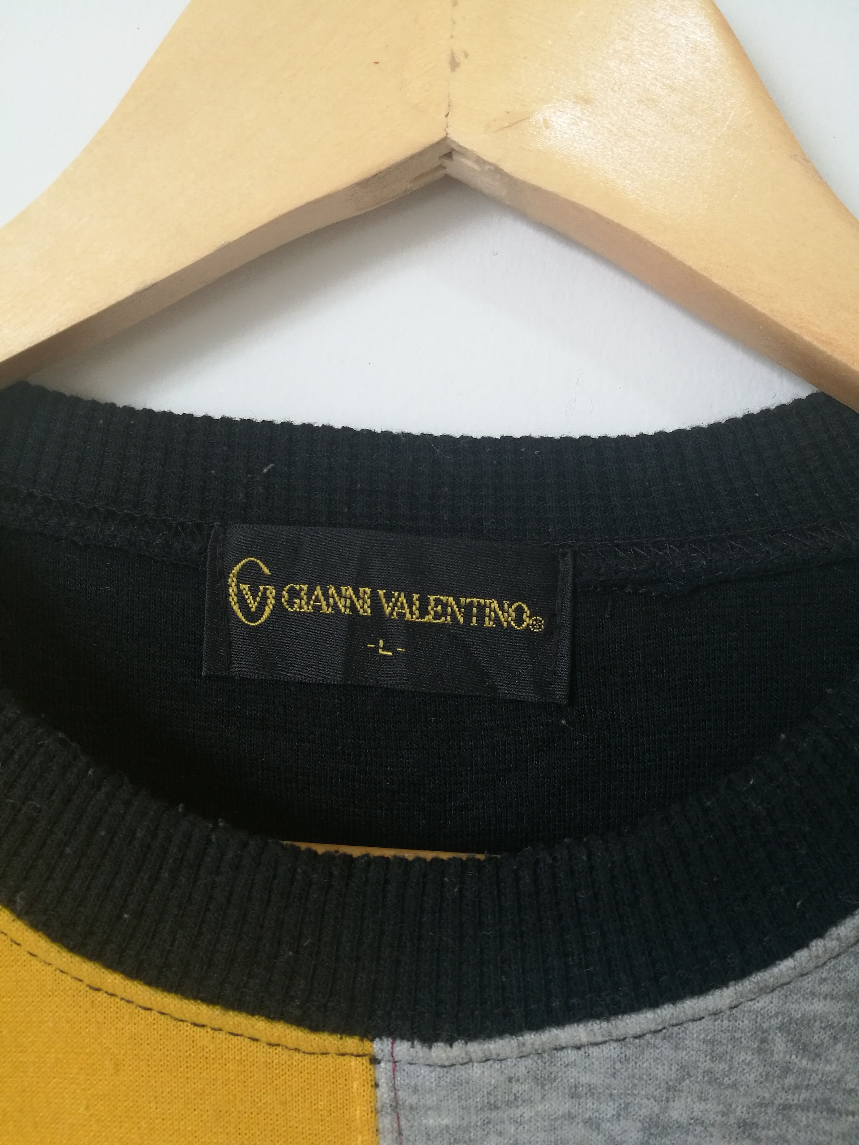 Valentino Rare Gianni Valentino Italy Multicolor Size US L / EU 52-54 / 3 - 3 Thumbnail