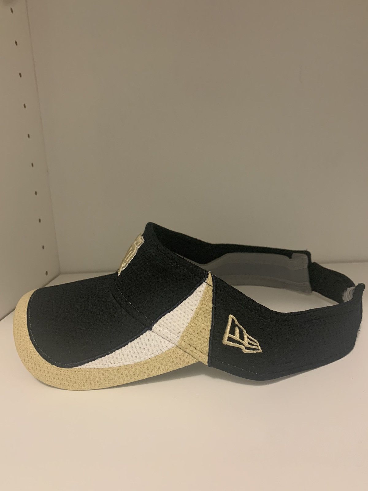 New Era × Vintage Vintage Notre Dame Visor Size ONE SIZE - 2 Thumbnail
