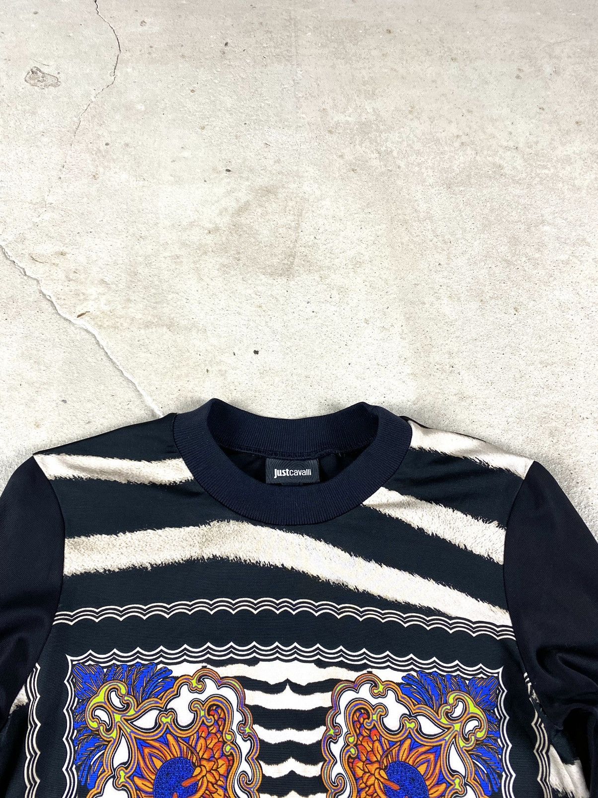 Just Cavalli × Roberto Cavalli Rare! Vintage Just Cavalli Zebra Sweatshirt Long Sleeve Tee Size US S / EU 44-46 / 1 - 8 Thumbnail