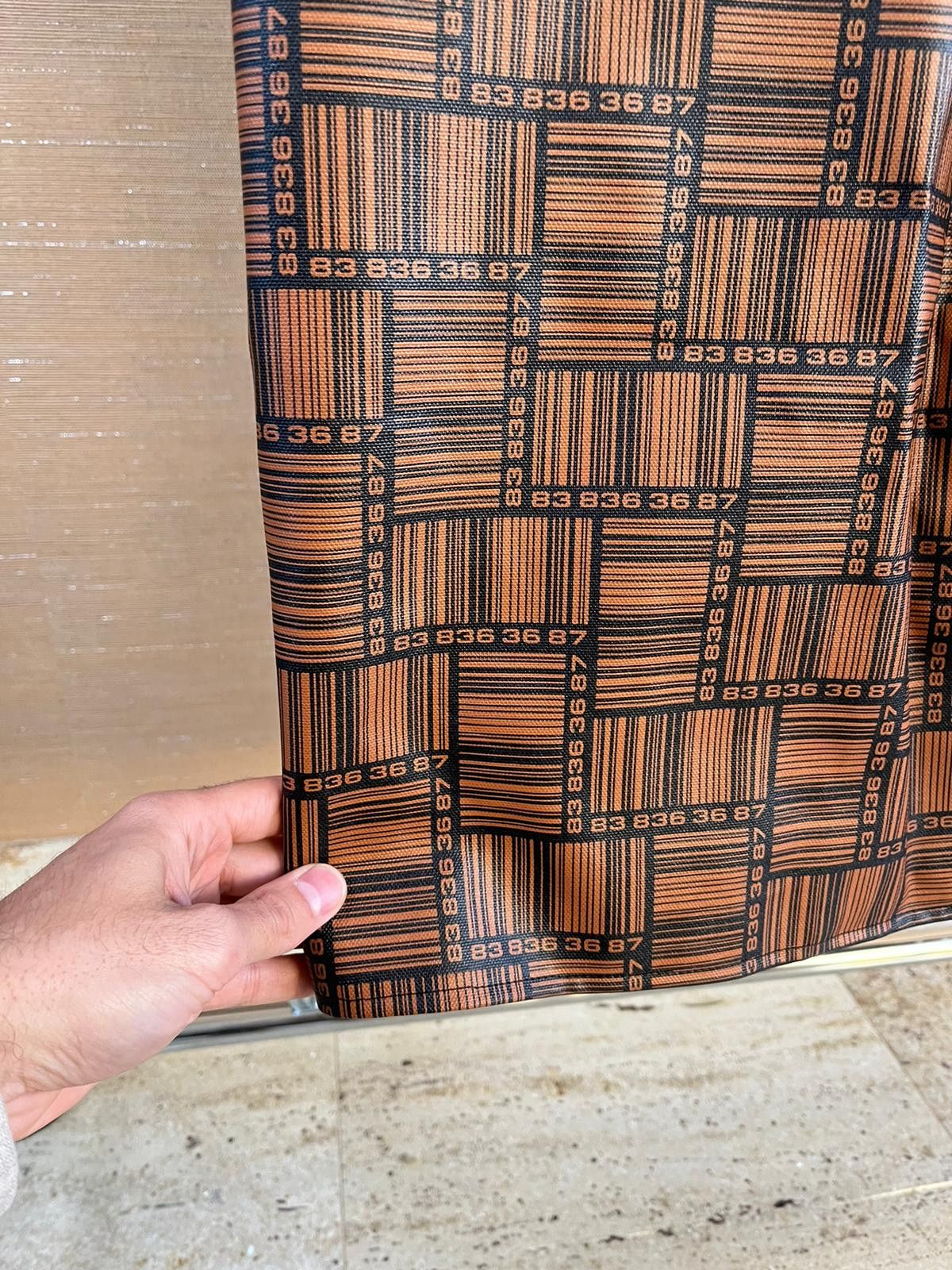 Vetements Barcode Monogram Coat in Brown Size US L / EU 52-54 / 3 - 5 Thumbnail