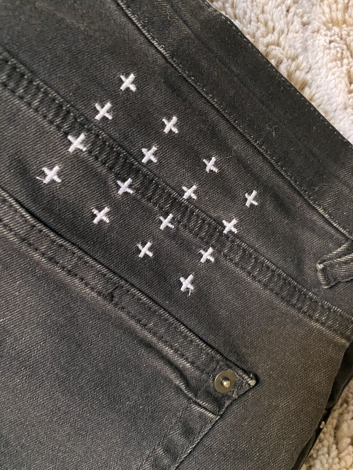 Ksubi Ksubi 001 black jeans with distressed knee detail Size US 32 / EU 48 - 4 Thumbnail