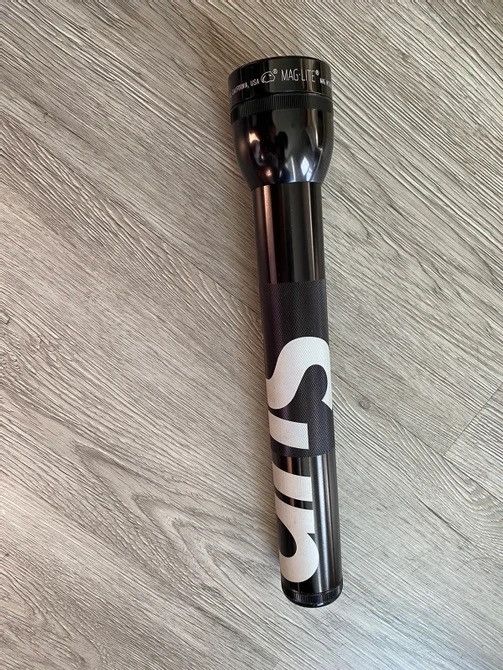 Supreme maglite sales