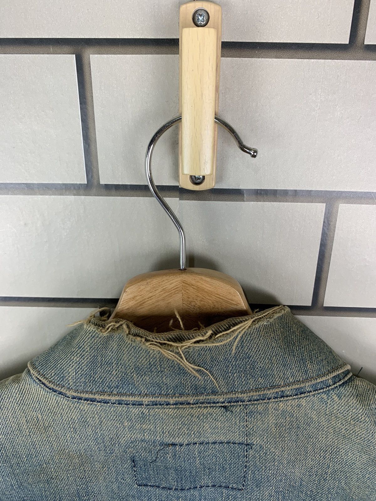 Levi's Vintage Levis 70s Trucker Distressed Denim Jacket Size US M / EU 48-50 / 2 - 16 Thumbnail
