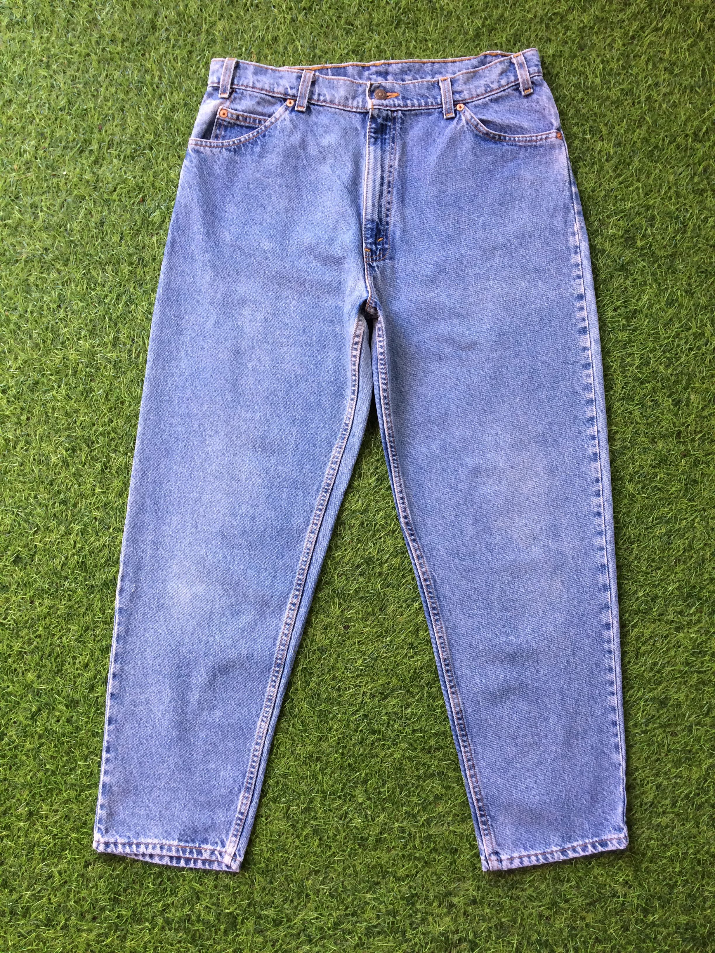 Levi's × Vintage Vintage Levis 550 Light Wash Jeans Orange Tab #B-925 Size US 35 - 1 Thumbnail