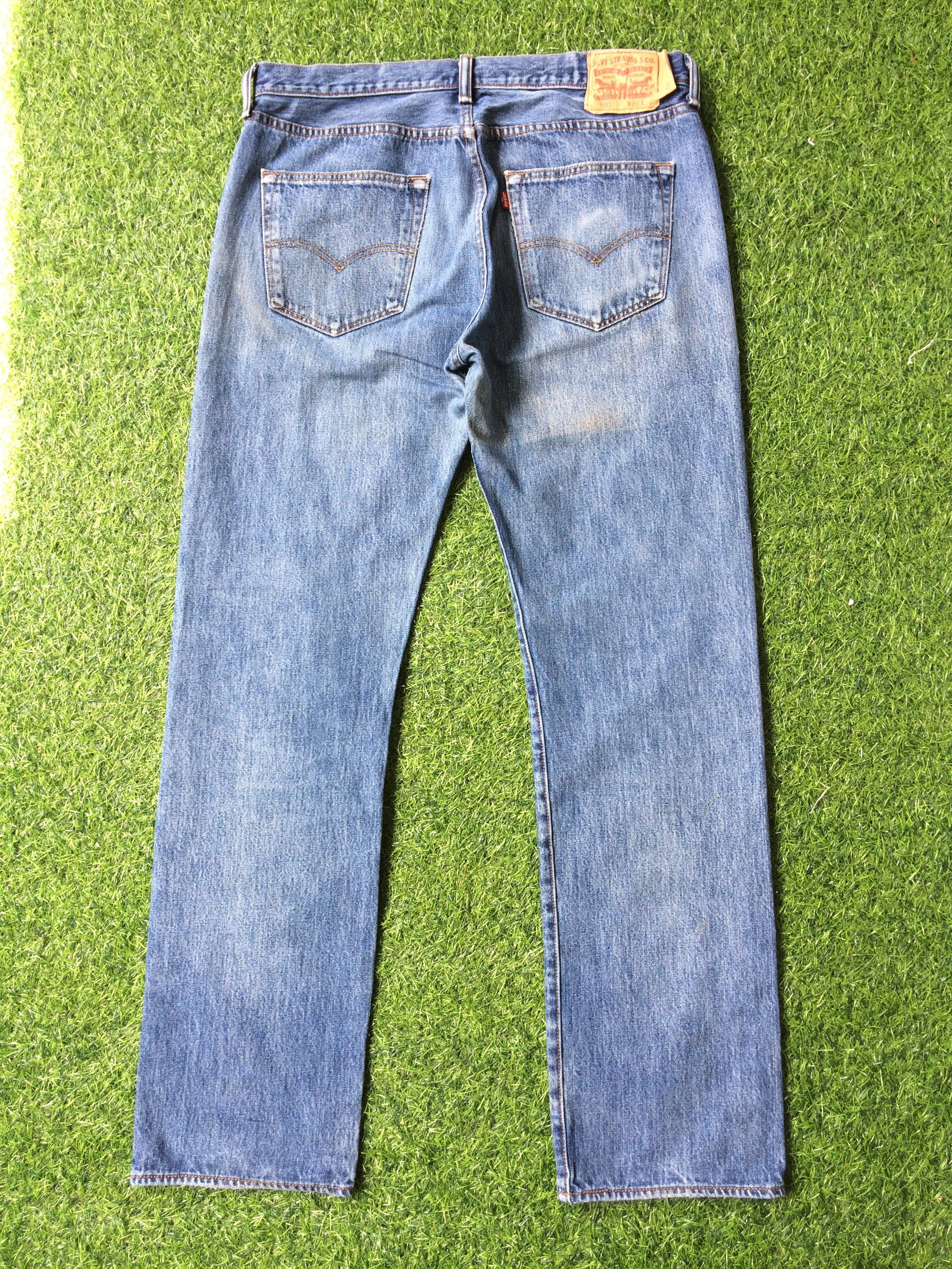 Levi's Vintage Levis 501 Ripped Blue Jeans #B-441 Size US 35 - 2 Thumbnail