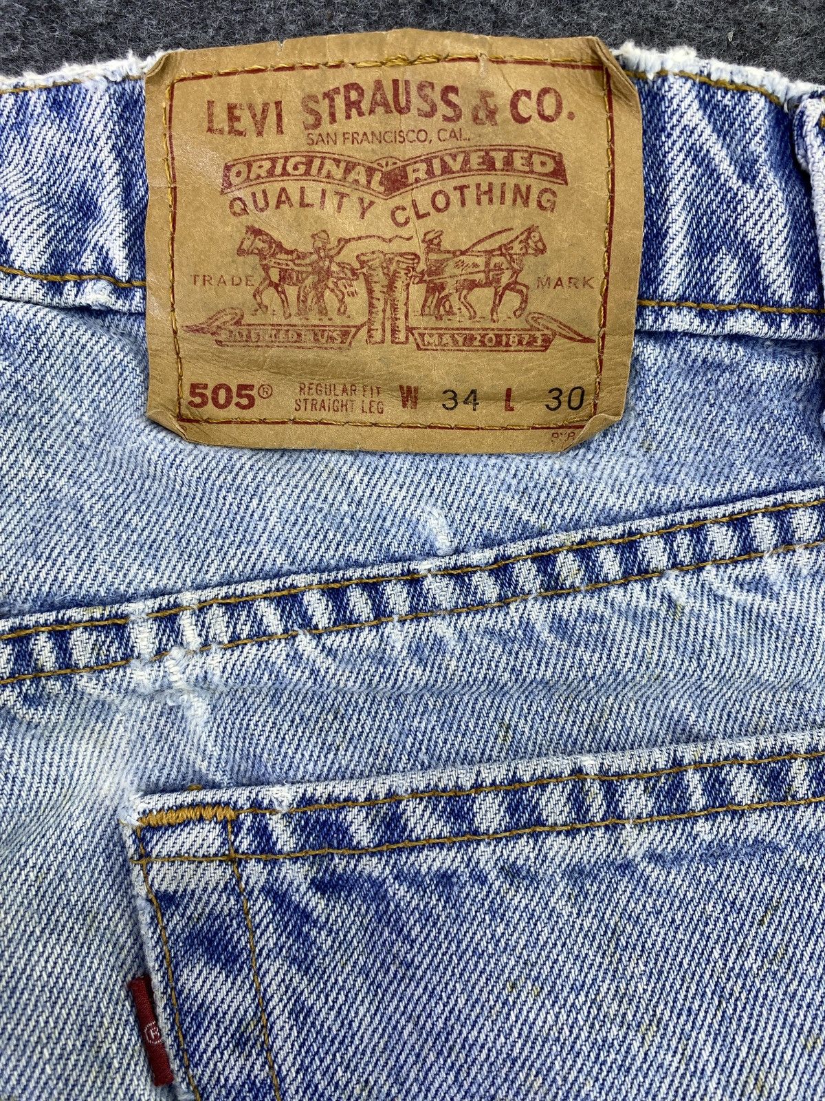 Levi's 90s VINTAGE LEVI'S 505 BLUE WASH JEANS - J630 Size US 34 / EU 50 - 9 Thumbnail