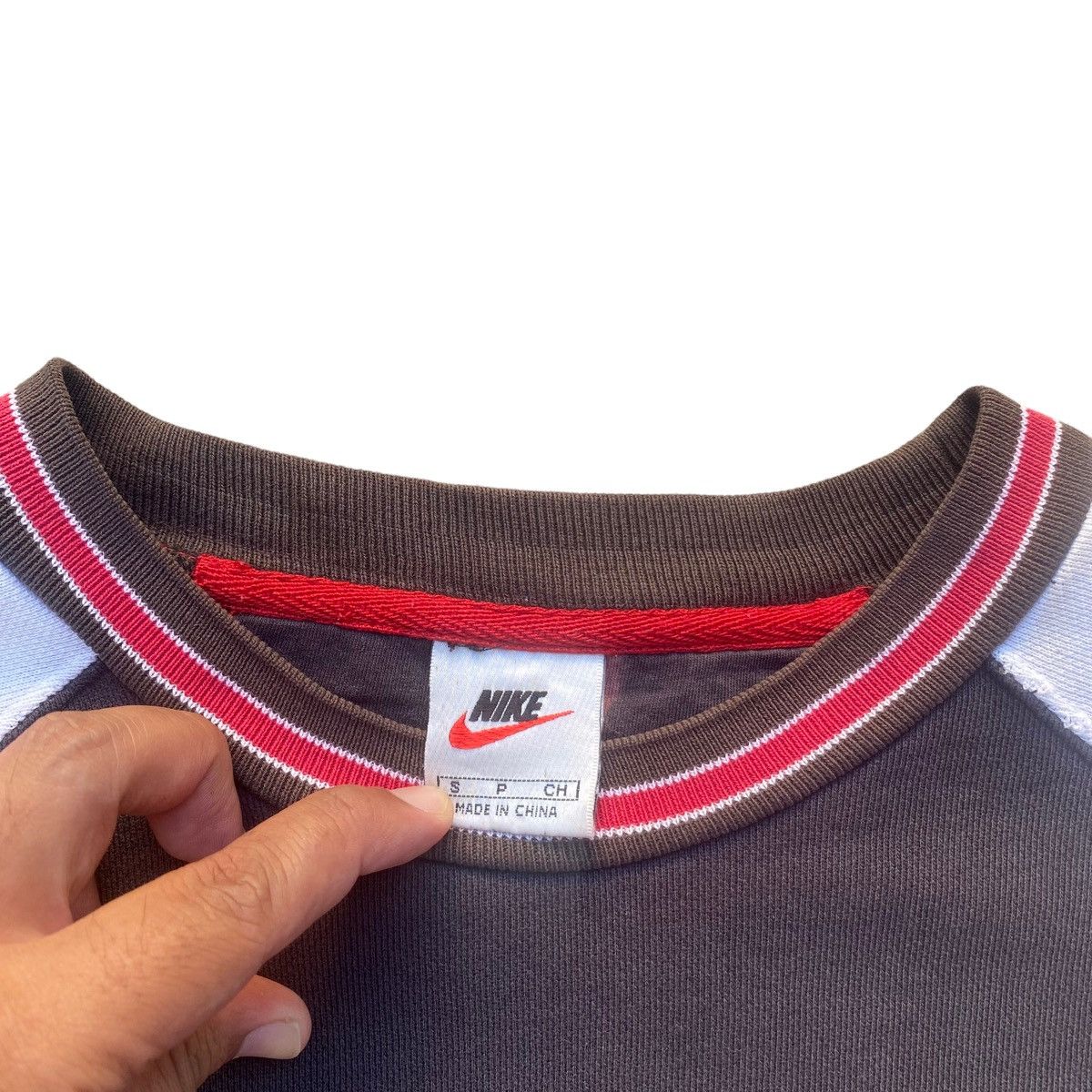 Nike × Vintage Vintage Custom Made Nike Sweatshirt. #S Size US L / EU 52-54 / 3 - 4 Thumbnail