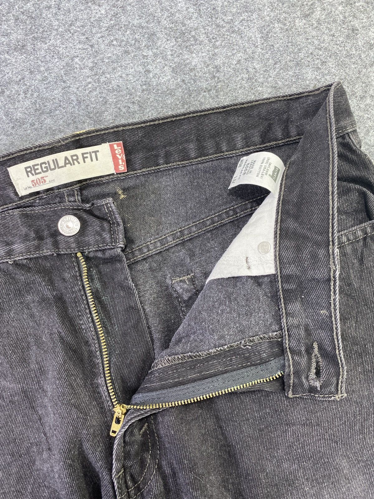 Levi's VINTAGE LEVI'S 505 BLEACHED BLACK JEANS - J633 Size US 38 / EU 54 - 3 Thumbnail