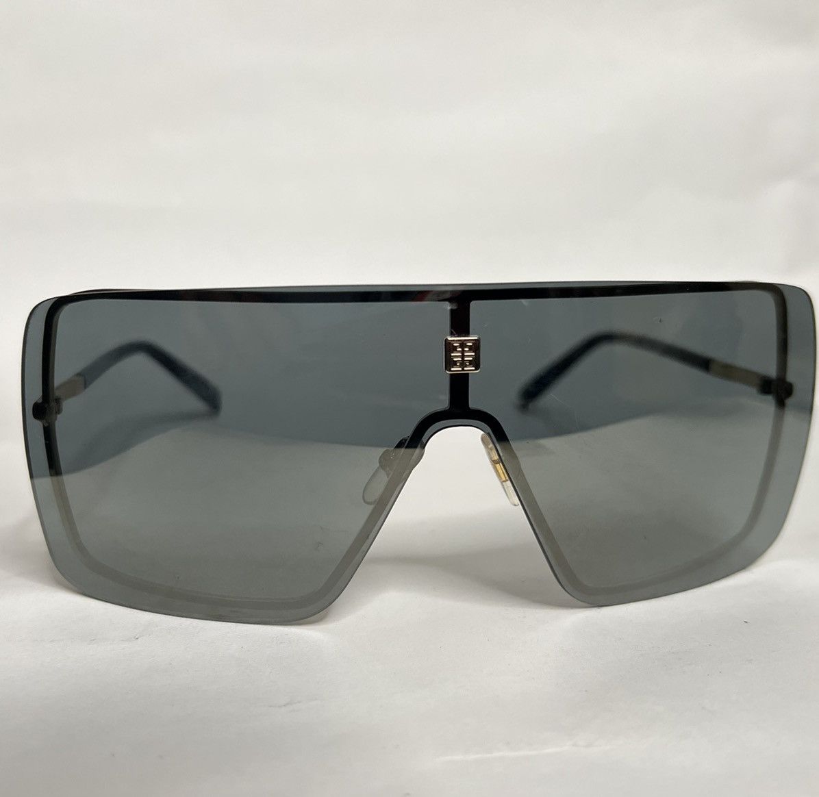 Givenchy GIVENCHY GV 7167/s Sunglasses Grey Gradient | Grailed