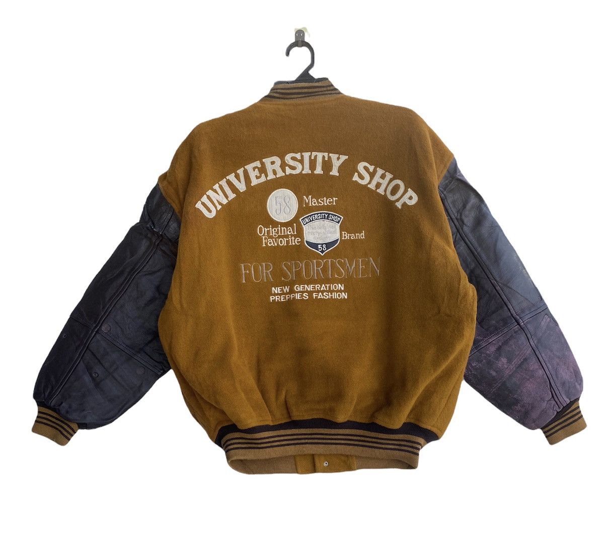 Vintage Vintage University Shop embroidered logo stadium jacket Size US L / EU 52-54 / 3 - 1 Thumbnail