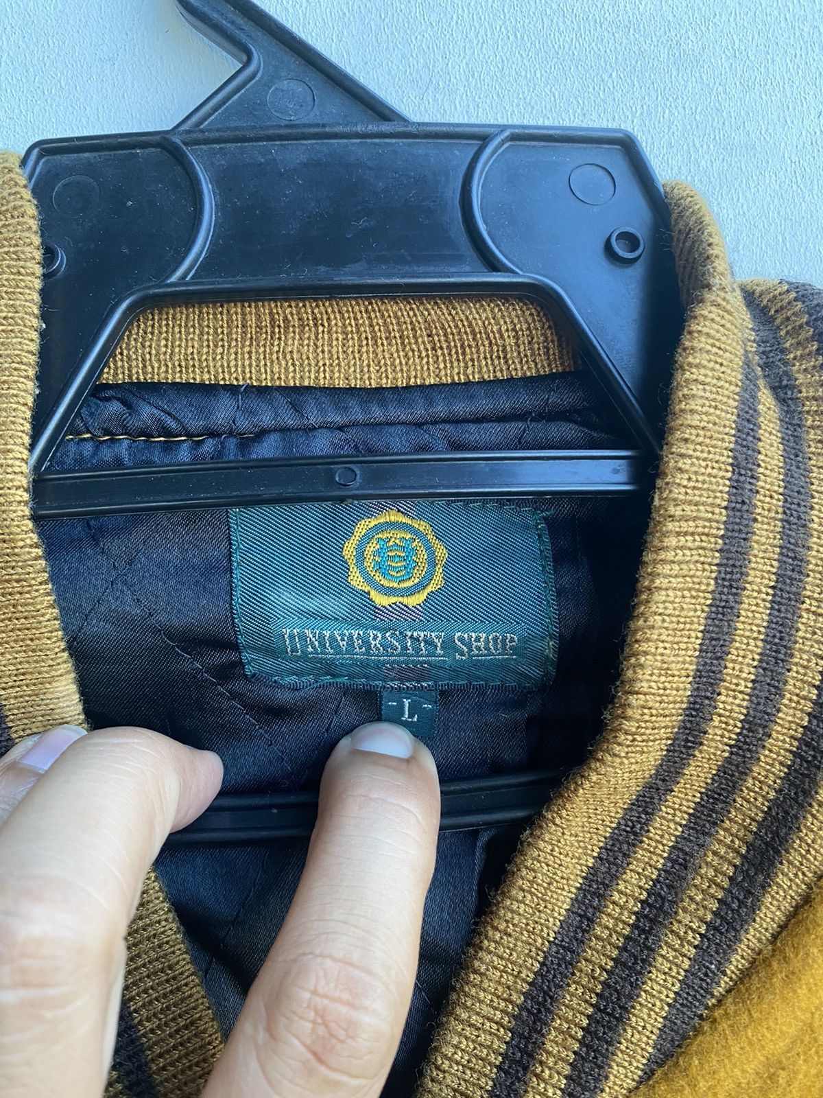 Vintage Vintage University Shop embroidered logo stadium jacket Size US L / EU 52-54 / 3 - 6 Thumbnail