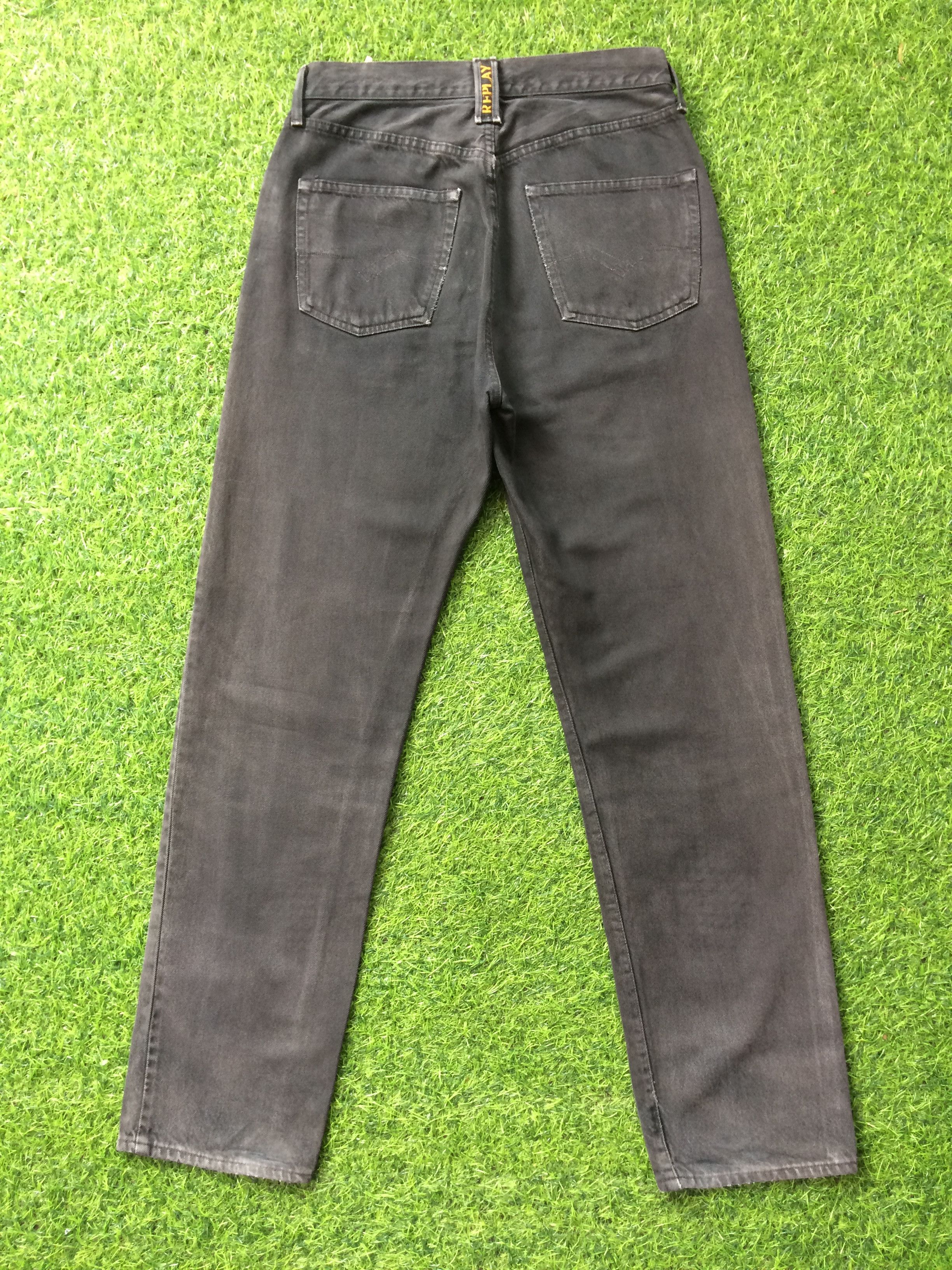 Replay × Vintage Vintage Replay Distressed Button Fly Jeans #B-972 Size US 30 / EU 46 - 3 Thumbnail