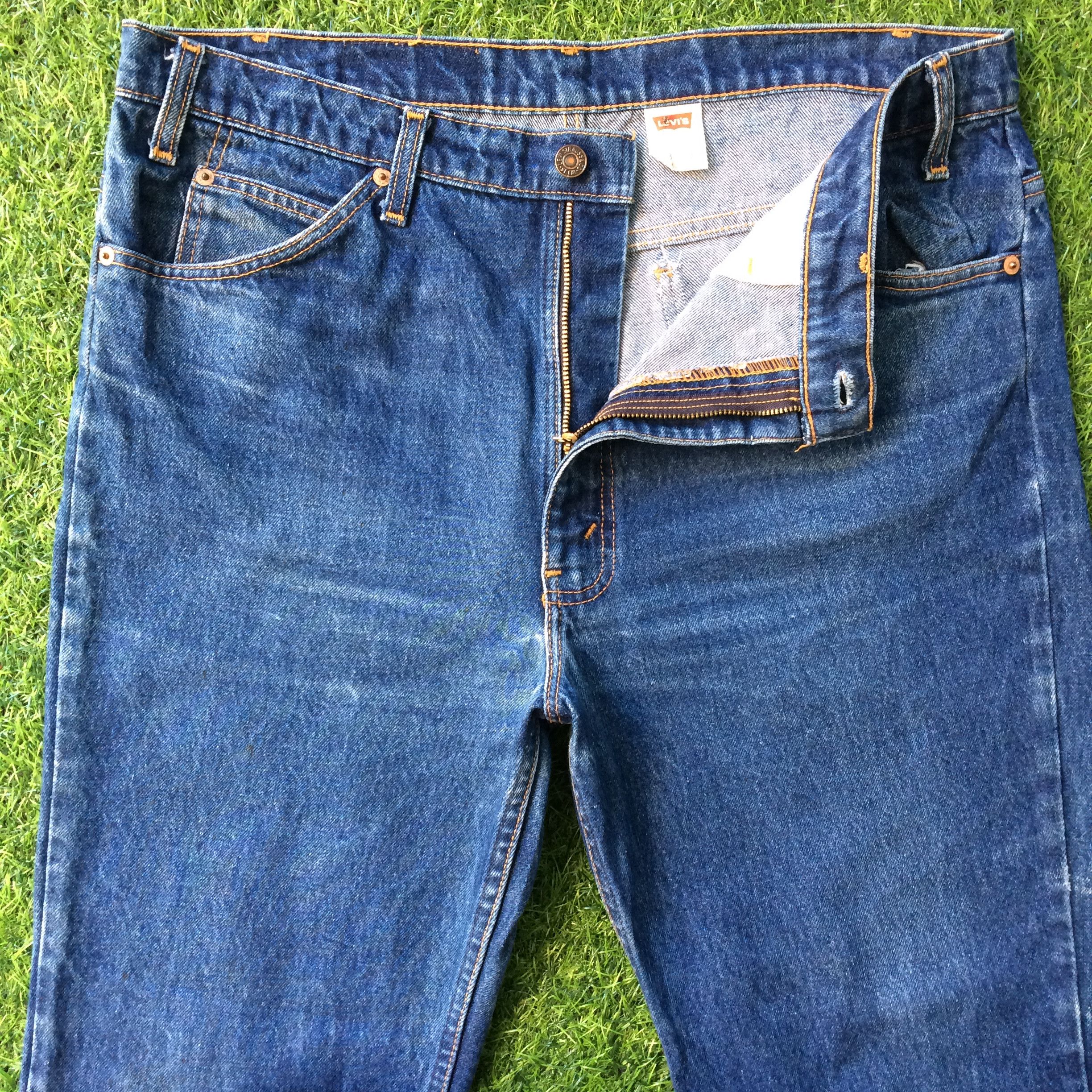 Levi's × Levi's Vintage Clothing × Vintage Levi's 517 Medium Wash Bootcut Jeans #B-1001 Size 37" - 3 Thumbnail