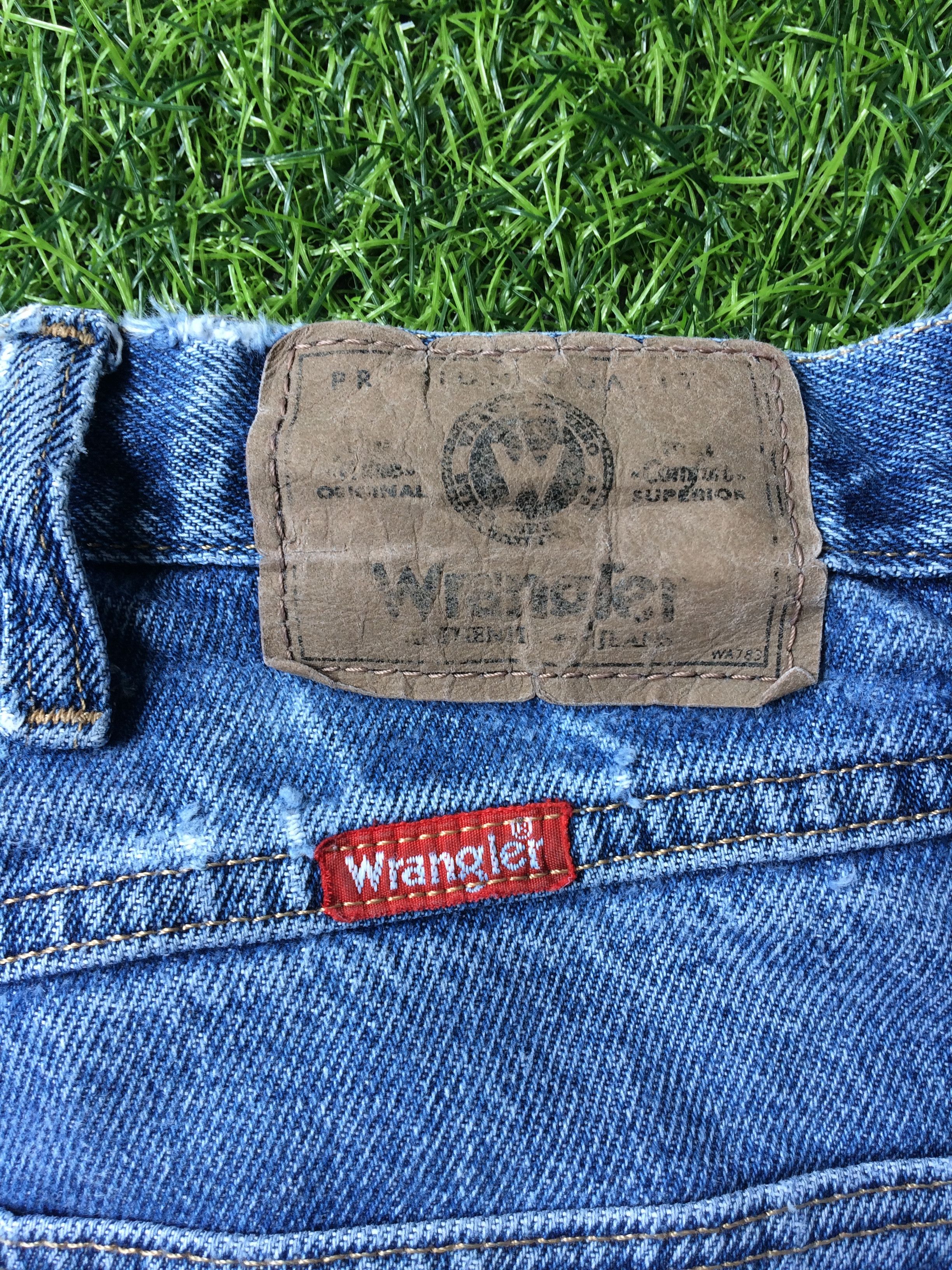 Vintage × Wrangler Vintage Light Wash Wrangler Jeans #B-522 Size US 33 - 9 Thumbnail