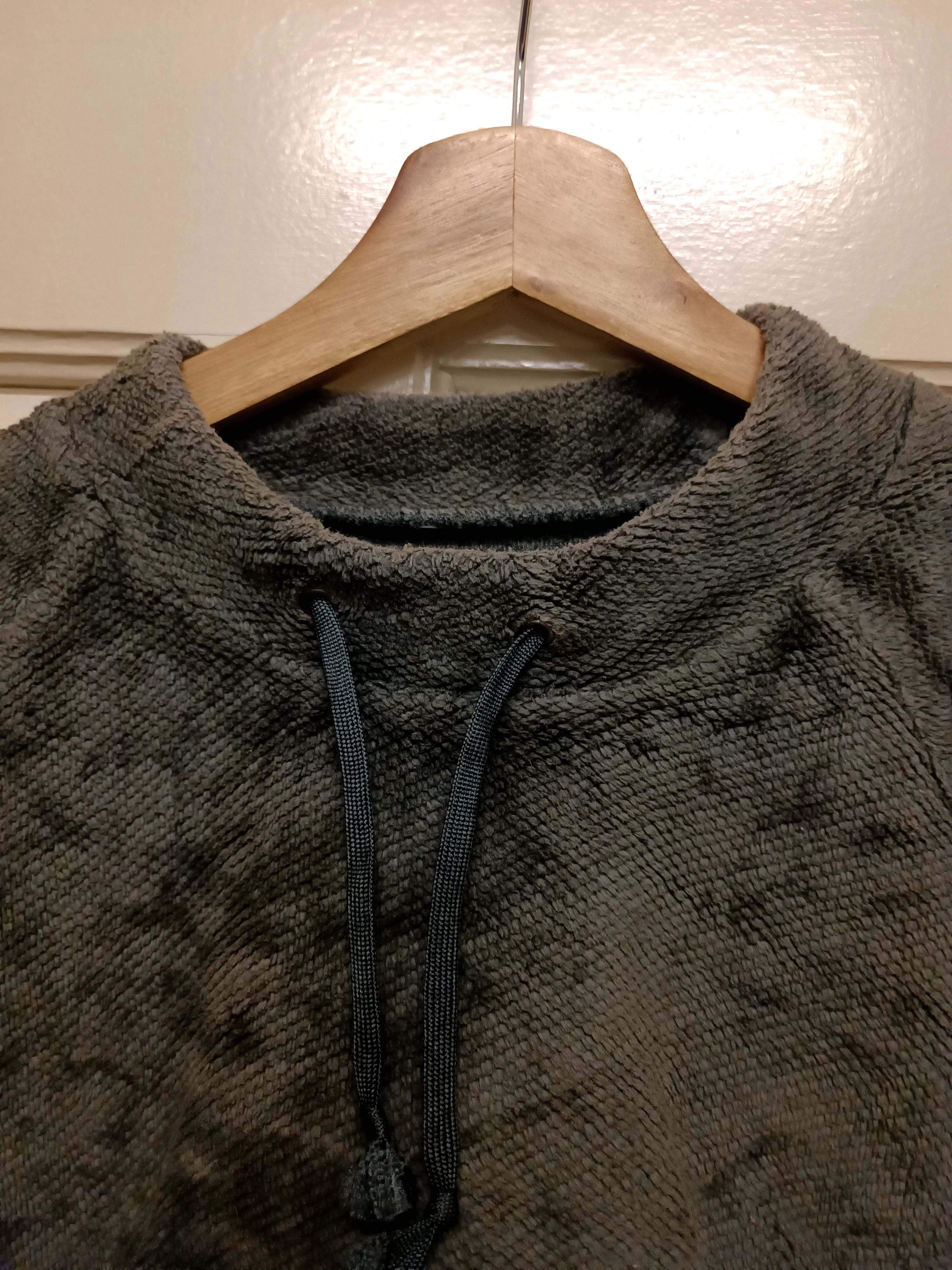 Japanese Brand × Vintage vintage sweatshirt fleece bebe made in japan Size US S / EU 44-46 / 1 - 3 Thumbnail