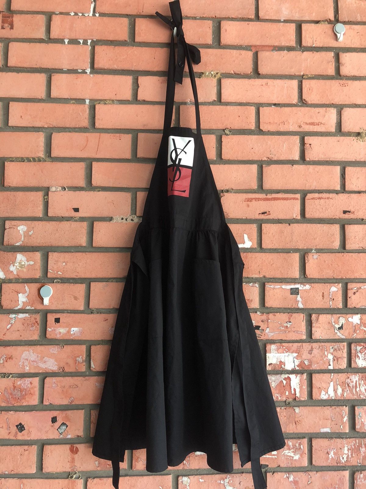 Yves Saint Laurent Yves Saint Laurent apron Size ONE SIZE - 1 Thumbnail