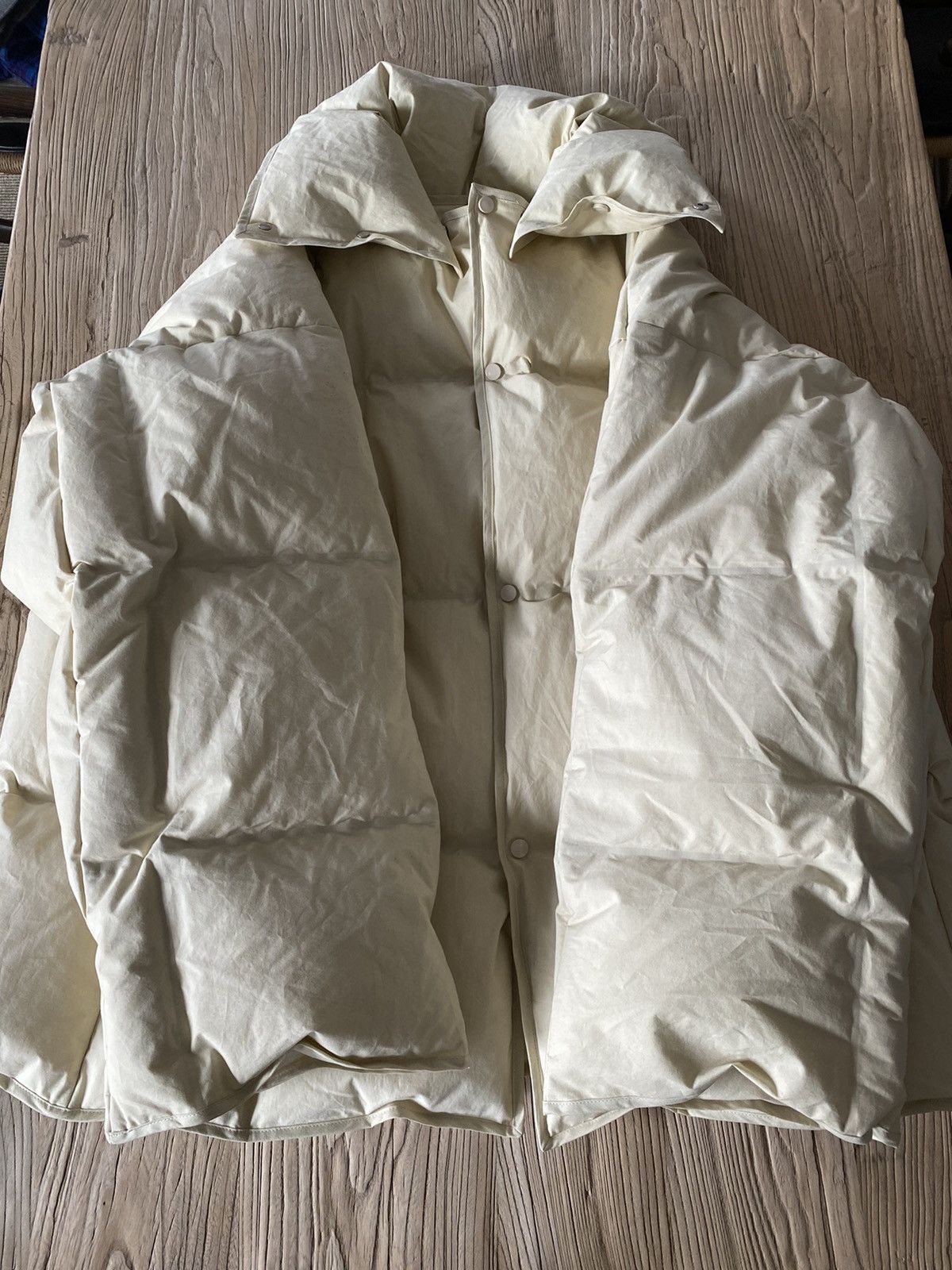 Bottega Veneta TAKING OFFERS Pre Fall 2020 Cream Puffer Down Jacket Size US L / EU 52-54 / 3 - 5 Thumbnail