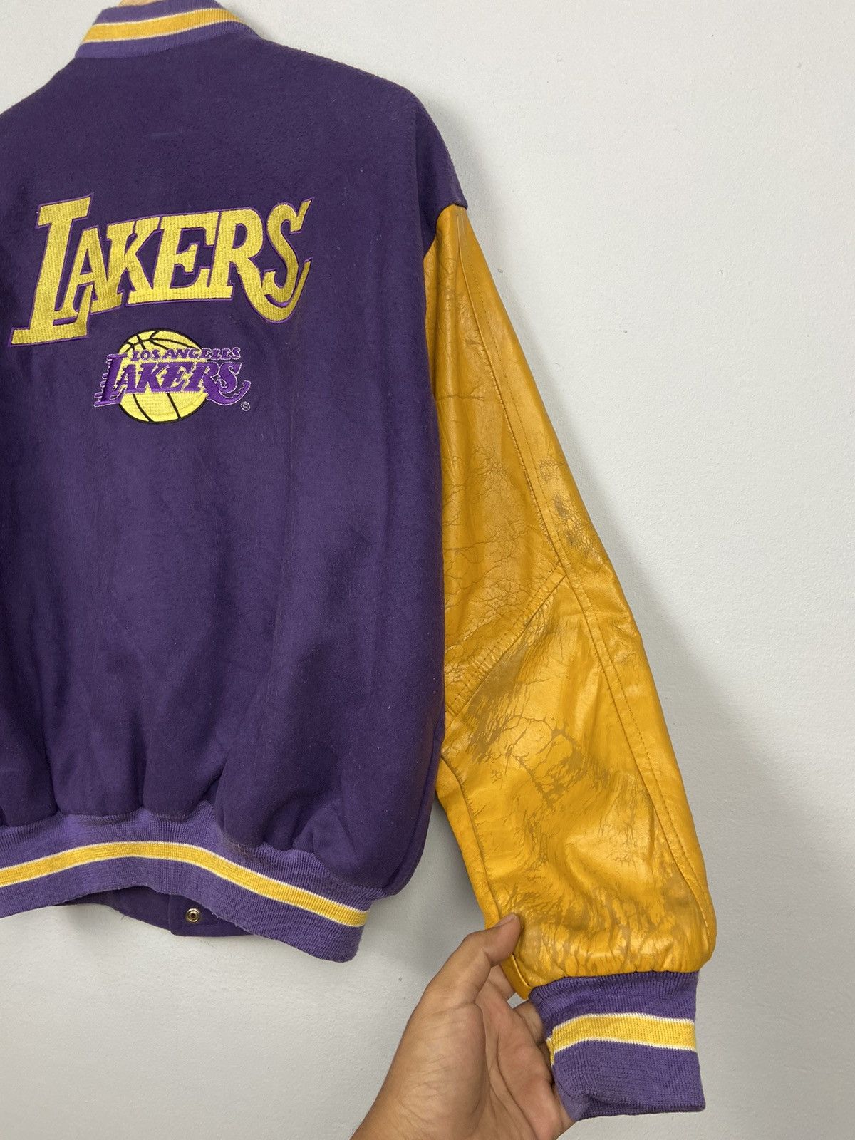 NBA Vintage LA Lakers Varsity Leather Jacket Size US M / EU 48-50 / 2 - 5 Thumbnail