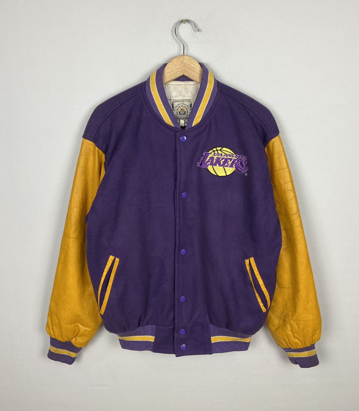 NBA Vintage LA Lakers Varsity Leather Jacket Size US M / EU 48-50 / 2 - 9 Thumbnail