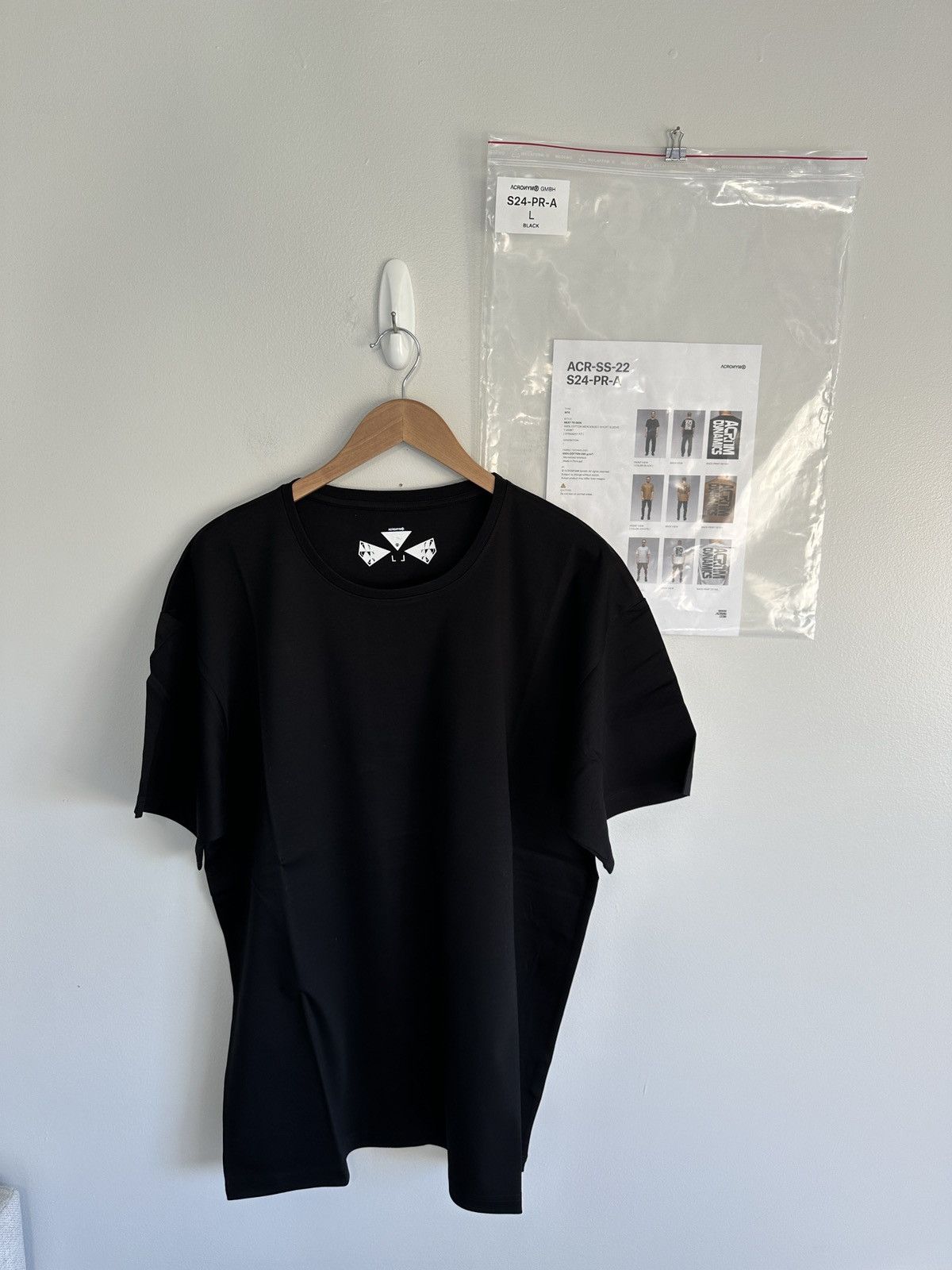 Acronym Acronym S24-PR-A Dynamics Tee Size US L / EU 52-54 / 3 - 1 Thumbnail
