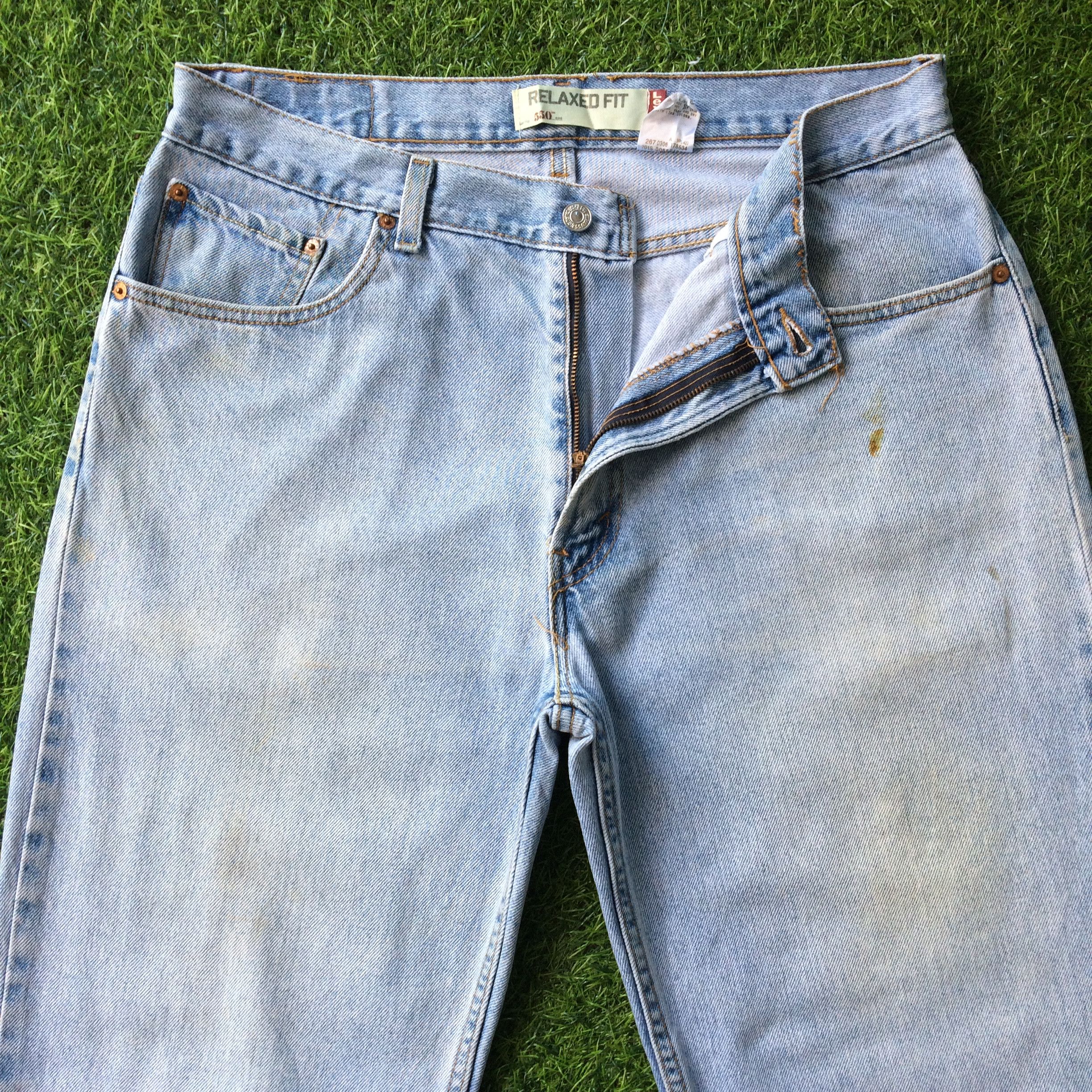 Levi's Distressed Levis 550 Jeans Classic Relaxed Fit #B-672 Size 34" / US 12 / IT 48 - 3 Thumbnail