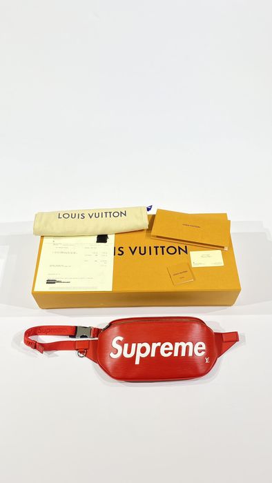 Louis vuitton store x supreme bumbag