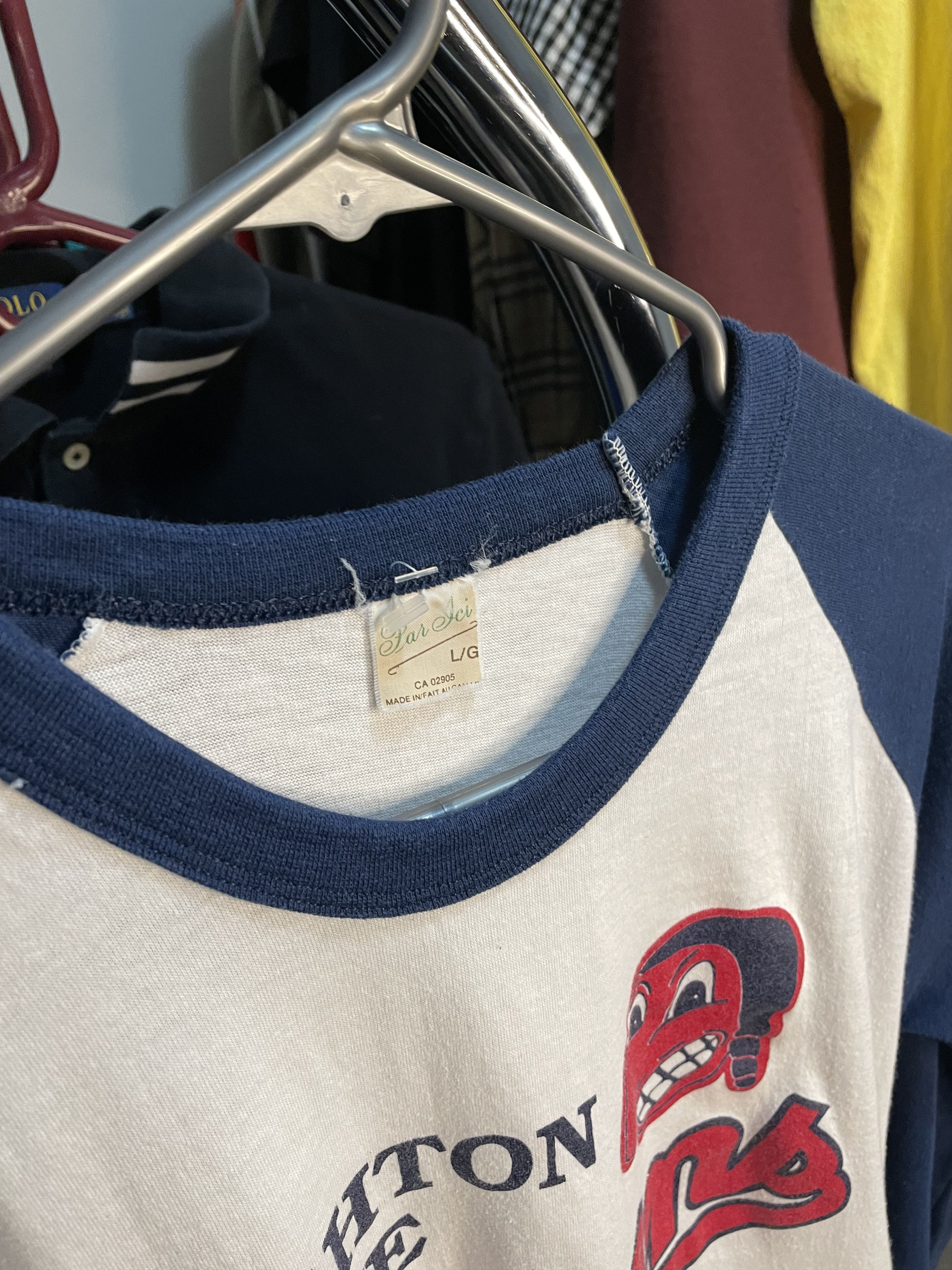 NFL Vintage - 1980s - Indians - Raglan Size US S / EU 44-46 / 1 - 4 Thumbnail