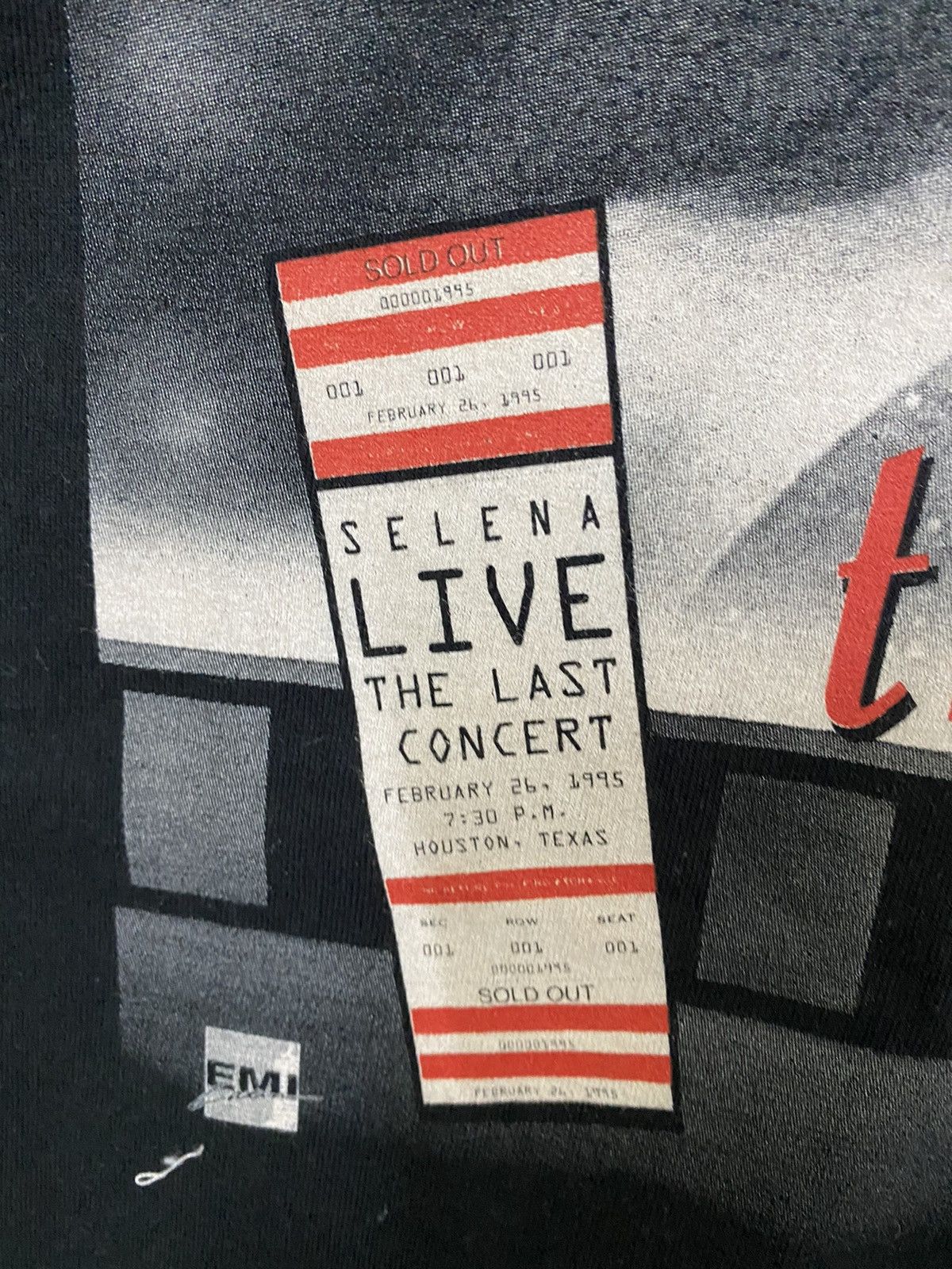 Rap Tees vintage 1996 SELENA live the last concert promo t-shirts Size US XL / EU 56 / 4 - 5 Thumbnail
