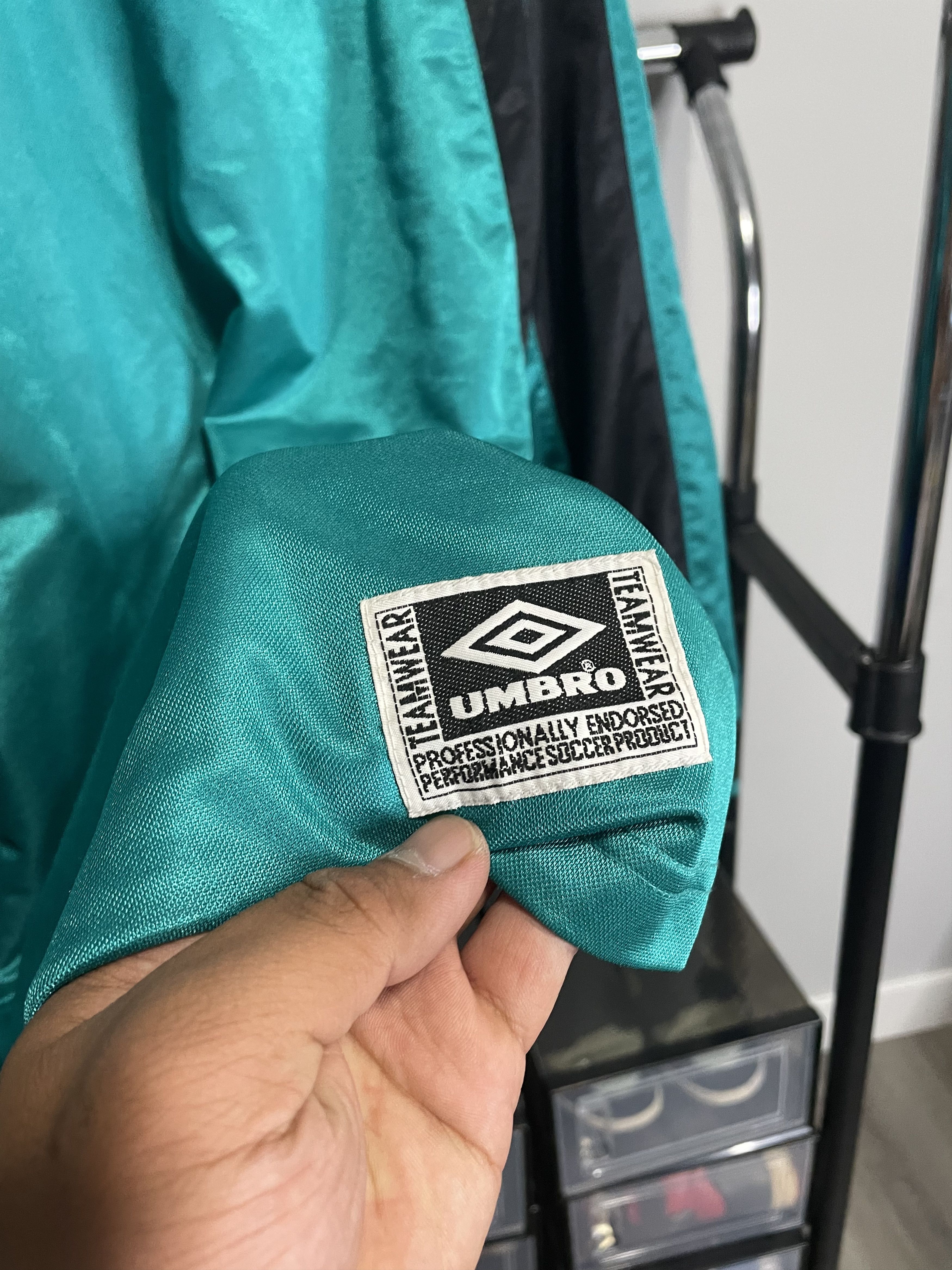 Umbro Umbro - L/S Jersey - Mid Logo 1990s Size US M / EU 48-50 / 2 - 4 Thumbnail