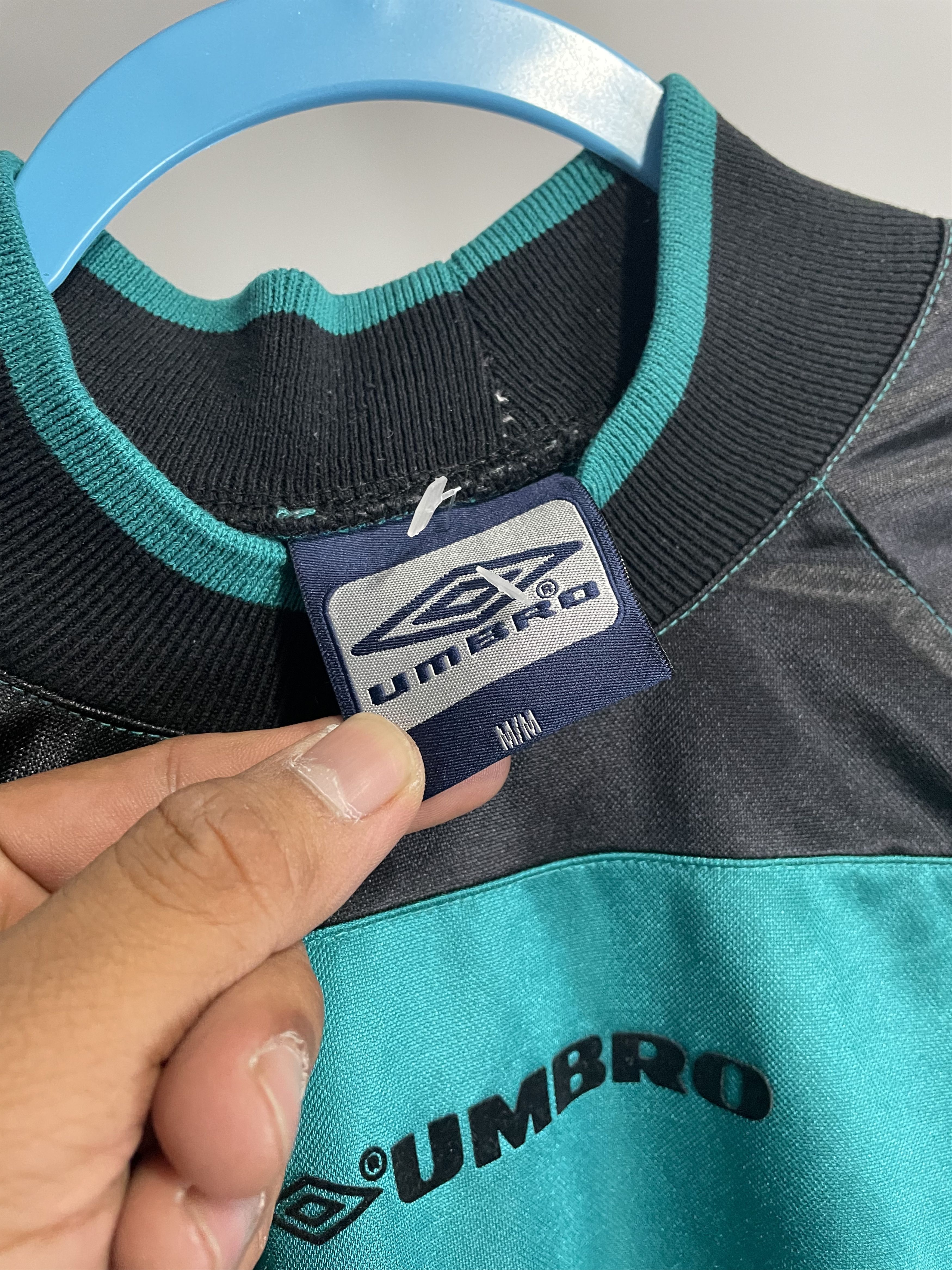 Umbro Umbro - L/S Jersey - Mid Logo 1990s Size US M / EU 48-50 / 2 - 6 Thumbnail