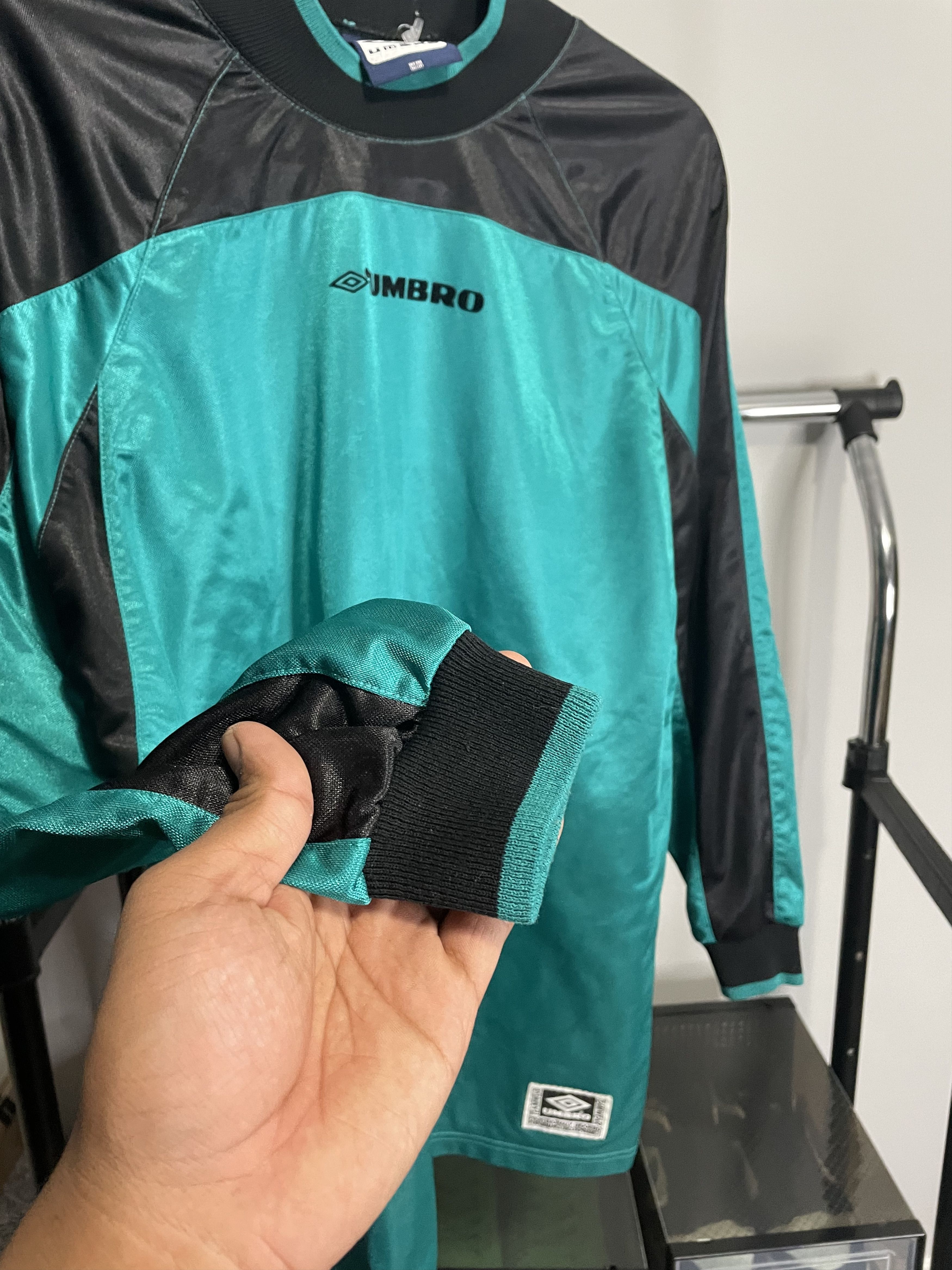 Umbro Umbro - L/S Jersey - Mid Logo 1990s Size US M / EU 48-50 / 2 - 5 Thumbnail