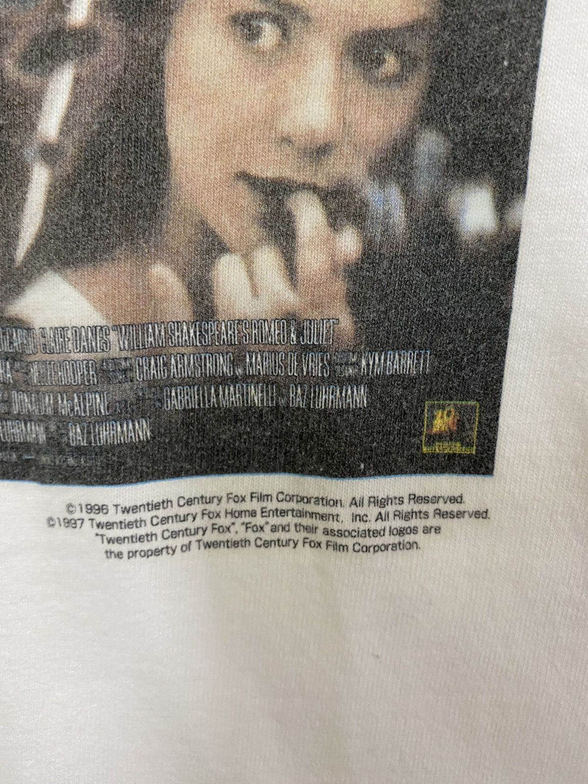 Rap Tees vintage 1996 ROMEO AND JULIET movie film promo t-shirts Size US M / EU 48-50 / 2 - 5 Thumbnail