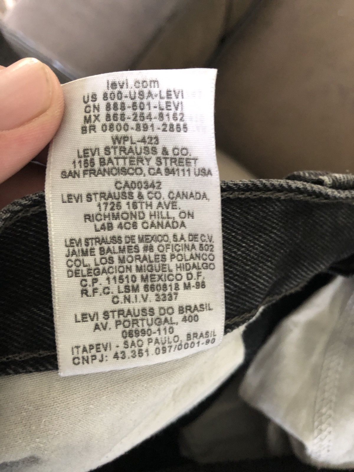Levi's × Vintage VTG 00 LEVIS 505 STRAIGHT FIT BLACK DENIM JEANS Size US 33 - 11 Thumbnail