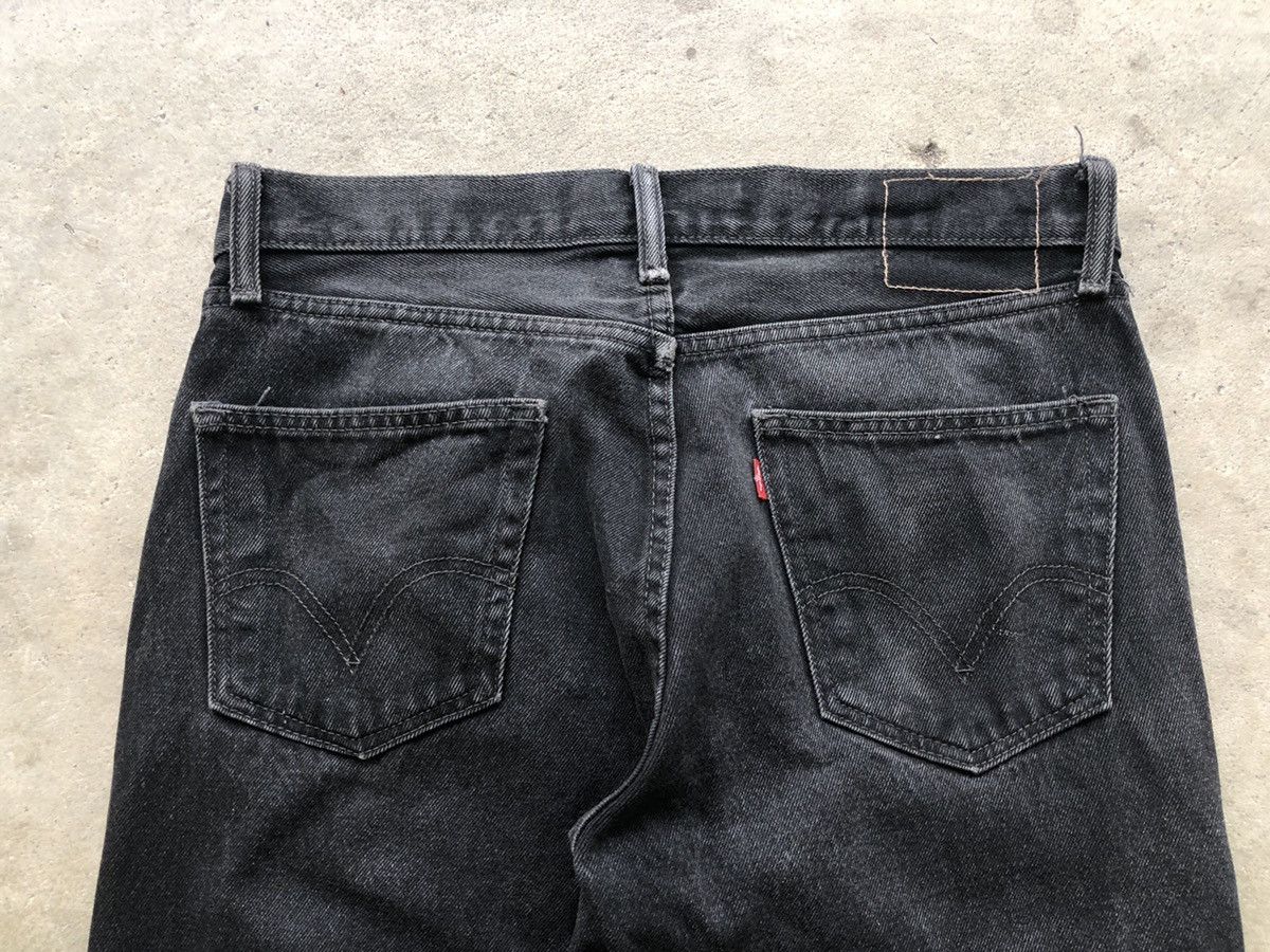 Levi's × Vintage VTG 00 LEVIS 505 STRAIGHT FIT BLACK DENIM JEANS Size US 33 - 6 Thumbnail