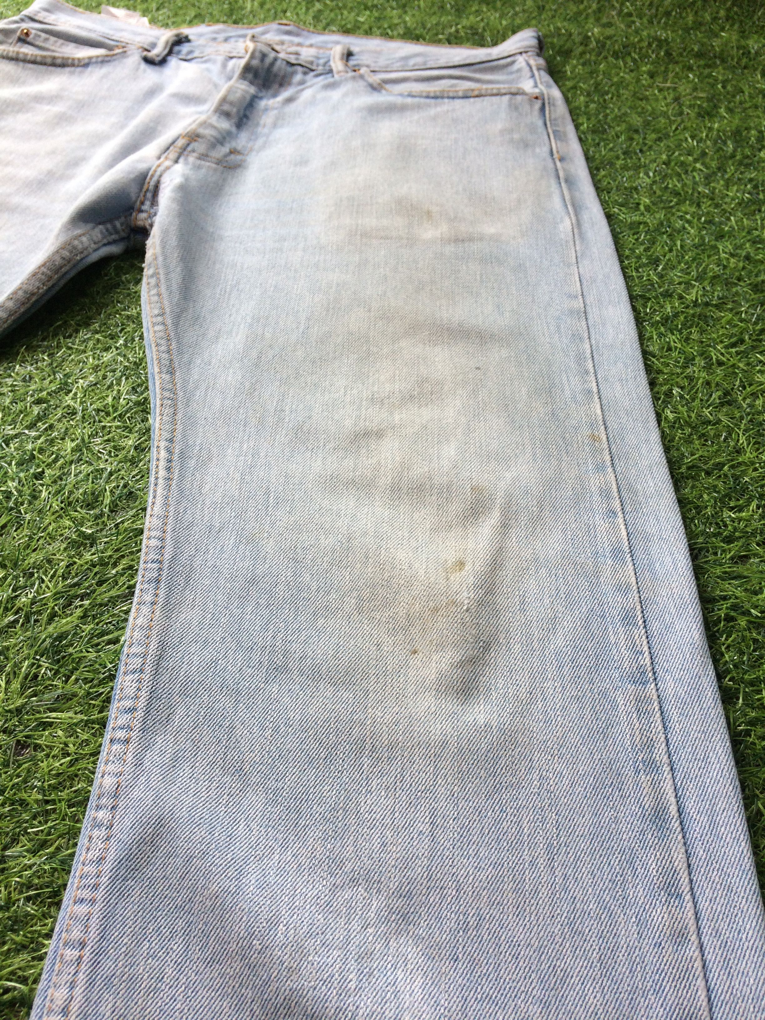 Levi's × Vintage Distressed Levi's 505 Dirty Light Wash Y2Ks Unisex #B-789 Size US 37 - 8 Thumbnail