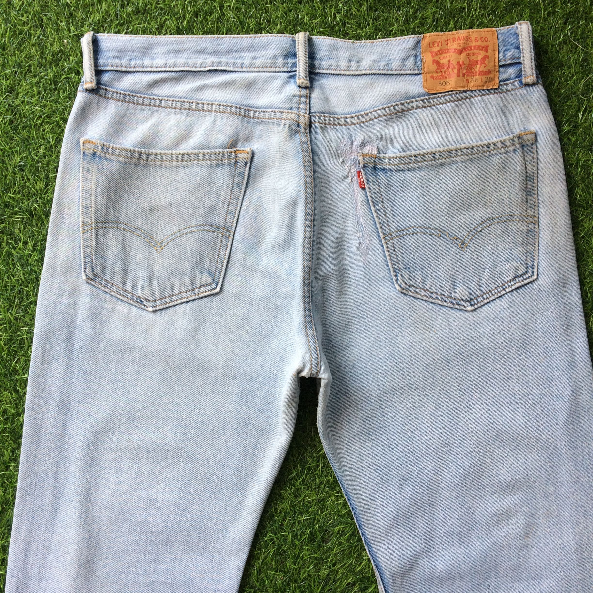 Levi's × Vintage Distressed Levi's 505 Dirty Light Wash Y2Ks Unisex #B-789 Size US 37 - 5 Thumbnail