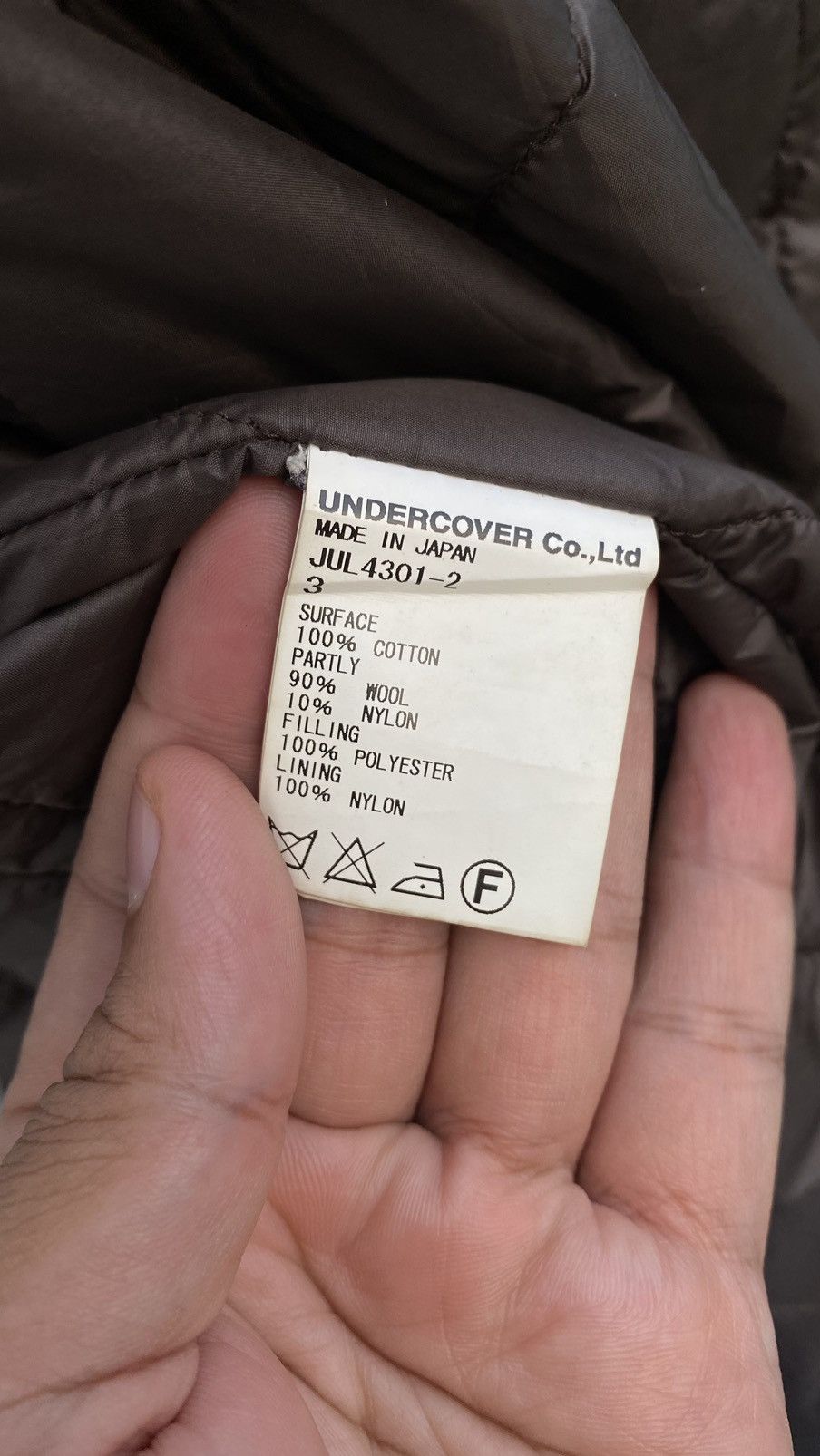 John Undercover × Jun Takahashi × Undercover John Undercover Quilted Buttonless Inner Size US M / EU 48-50 / 2 - 6 Thumbnail