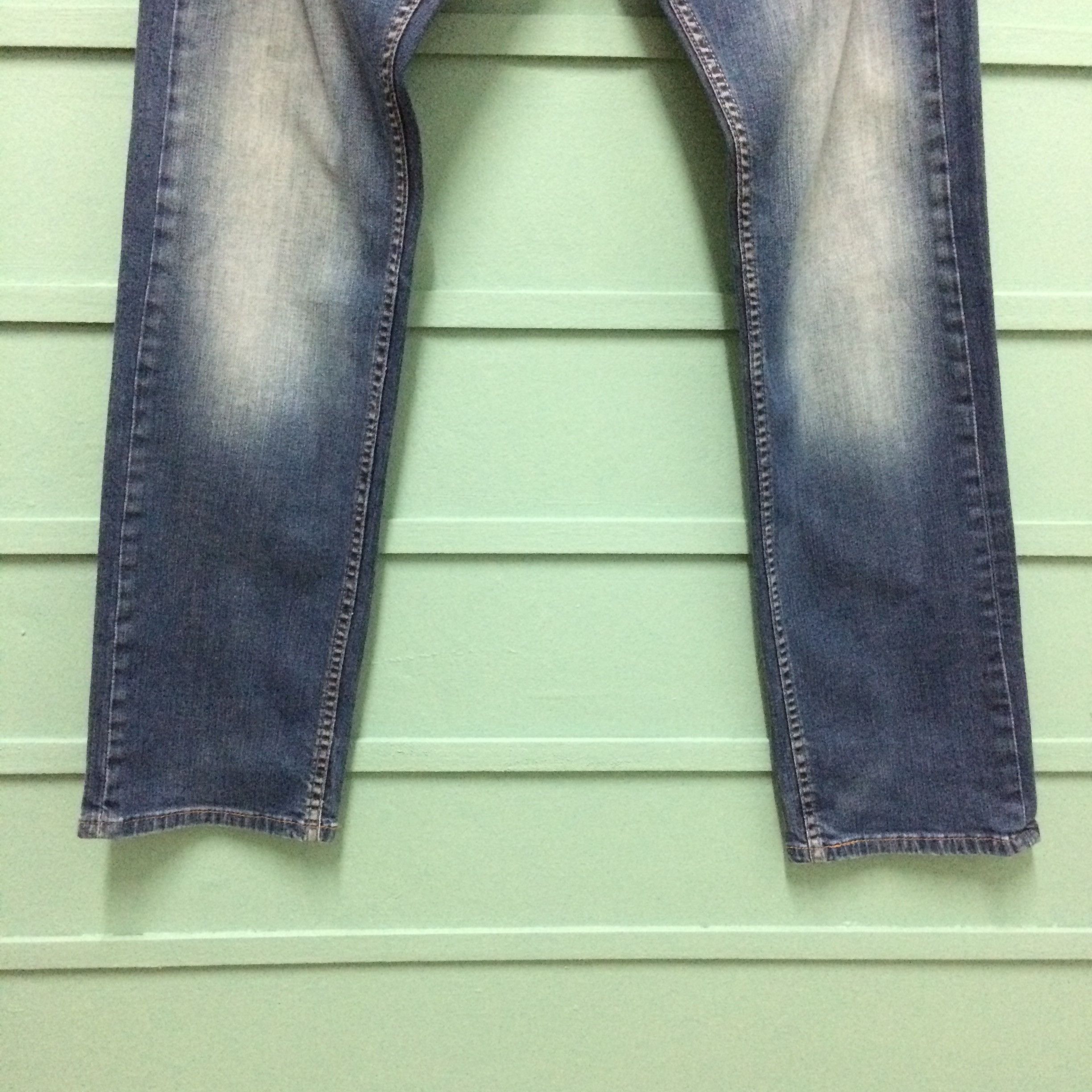 Levi's × Vintage Vintage Distressed Levis 505 Red Tab Ladies Jeans #B-220 Size 28" / US 6 / IT 42 - 6 Thumbnail