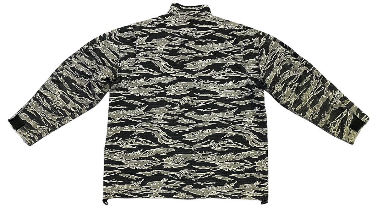 Wtaps Vintage Wtaps Compuflag Tiger M65 Size US L / EU 52-54 / 3 - 2 Thumbnail