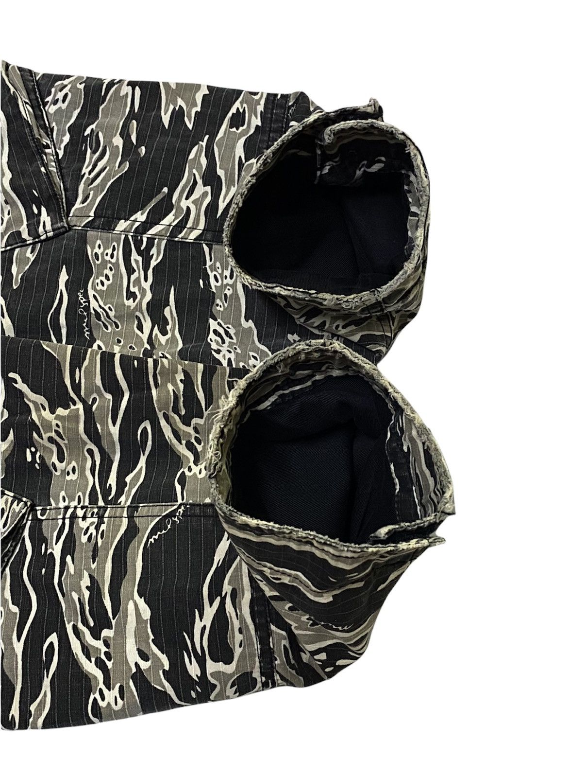 Wtaps Vintage Wtaps Compuflag Tiger M65 Size US L / EU 52-54 / 3 - 23 Thumbnail