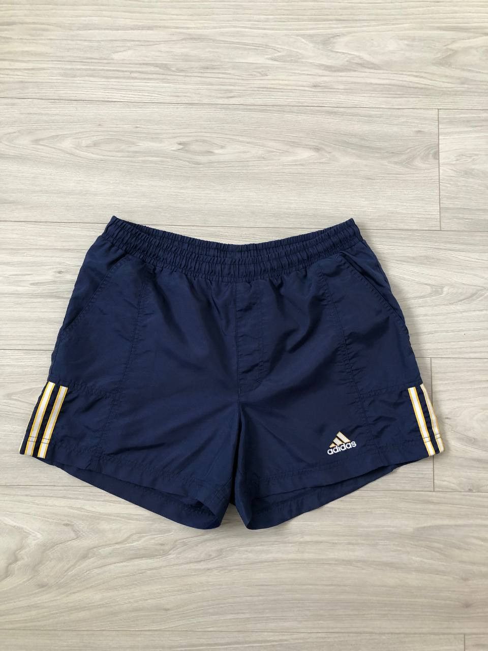 Adidas × Vintage Adidas Vintage Shorts 90s Size US 32 / EU 48 - 1 Thumbnail