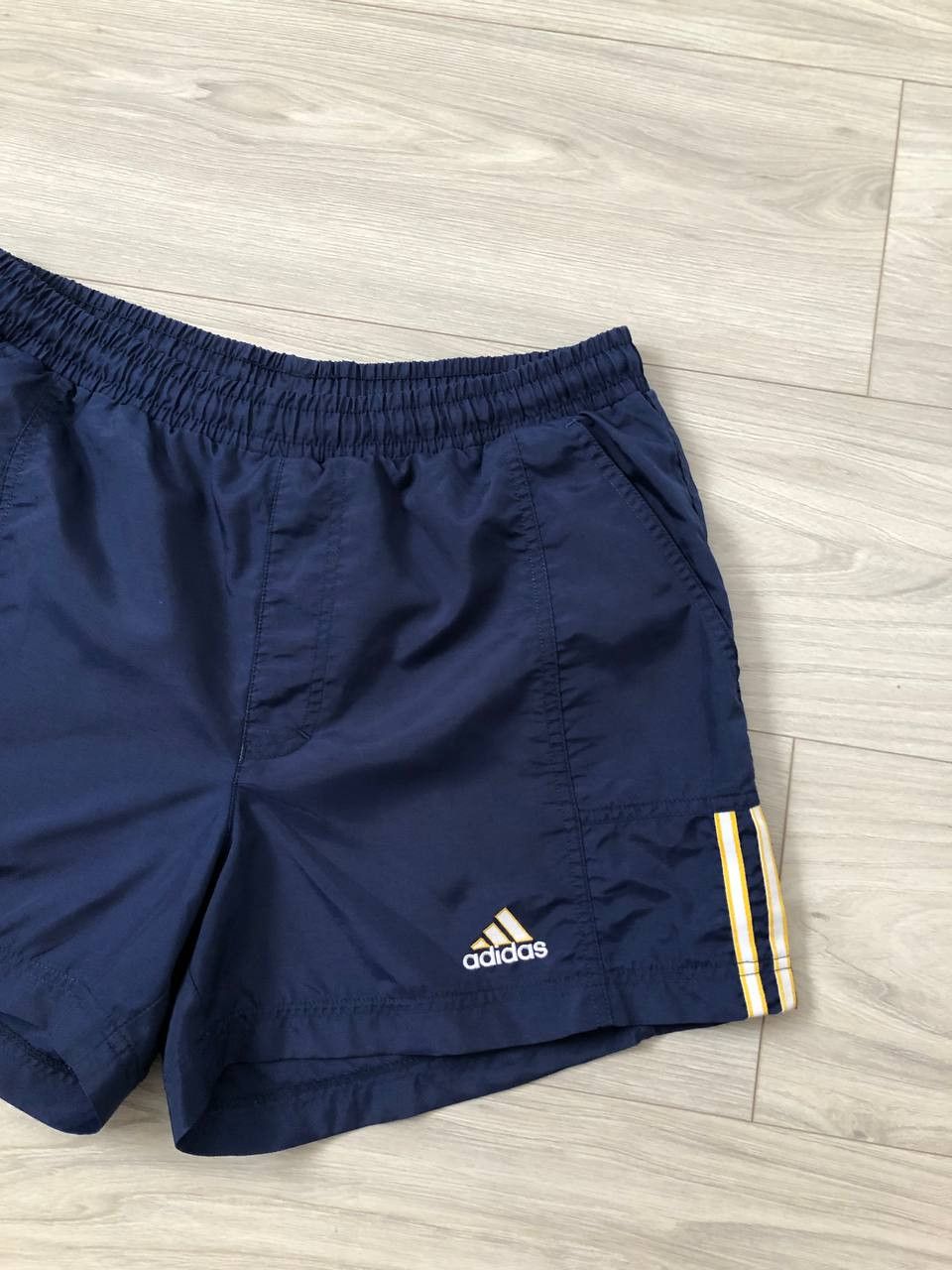 Adidas × Vintage Adidas Vintage Shorts 90s Size US 32 / EU 48 - 2 Thumbnail