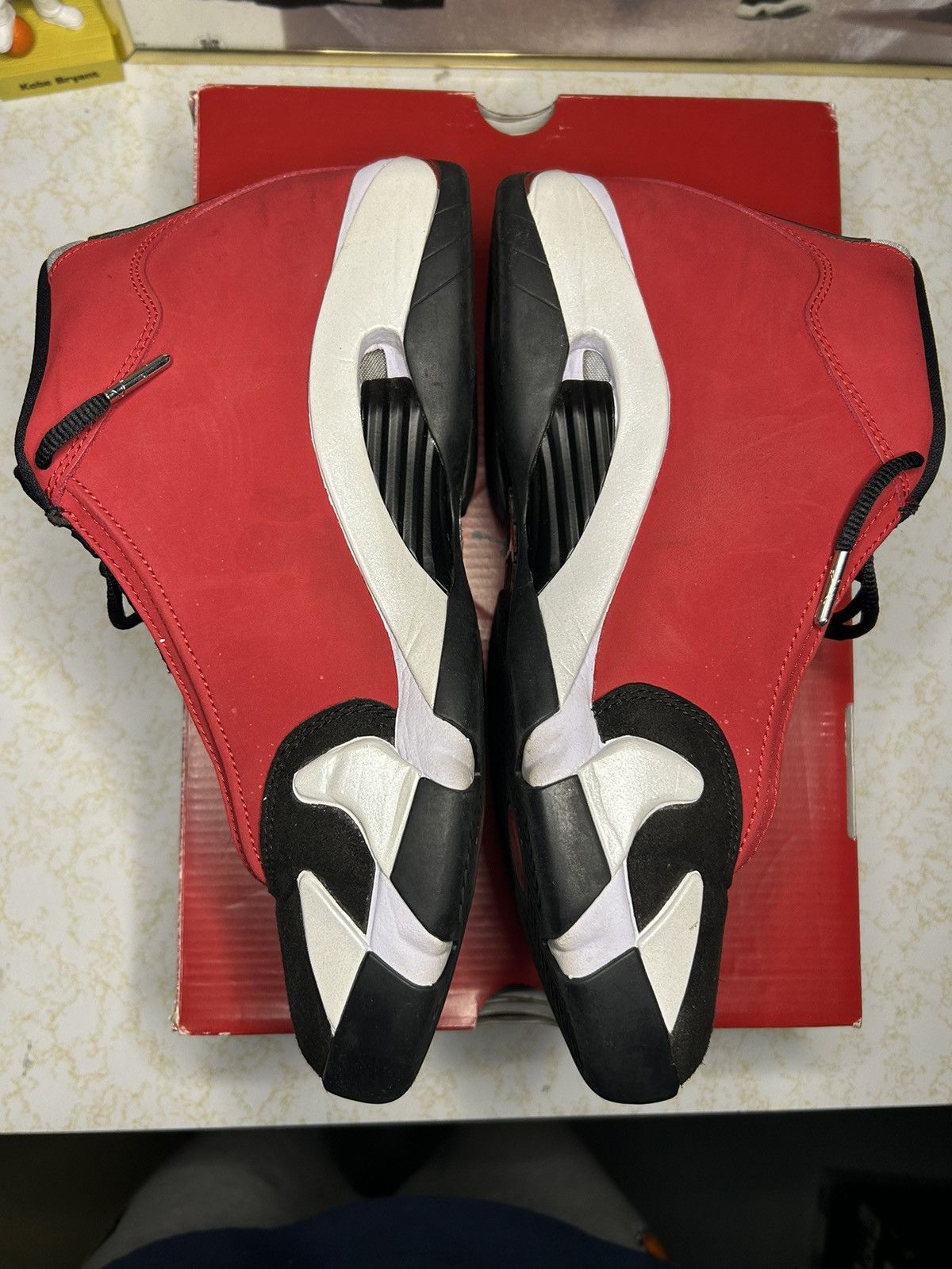 Jordan Retro 14 “Toro”