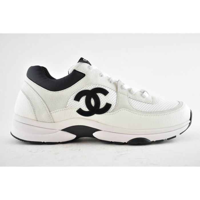 Chanel Chanel 22C Men Black White Leather CC Logo Low Top Sneaker
