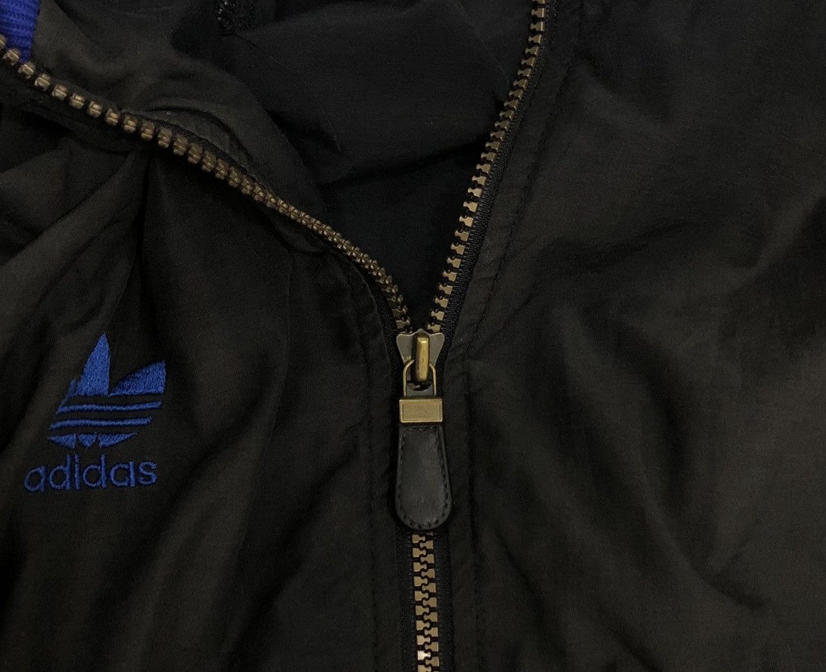 Adidas × Japanese Brand × Vintage vintage adidas the brand with the 3 stripes Size US L / EU 52-54 / 3 - 4 Thumbnail