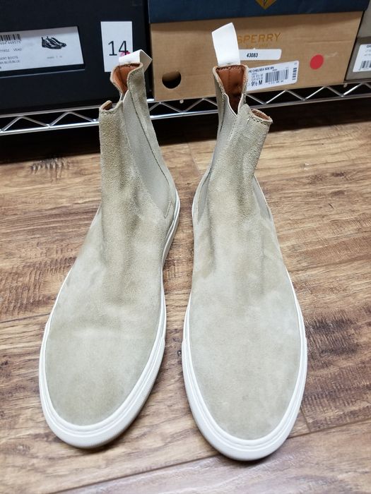 Common projects store chelsea rec sneaker