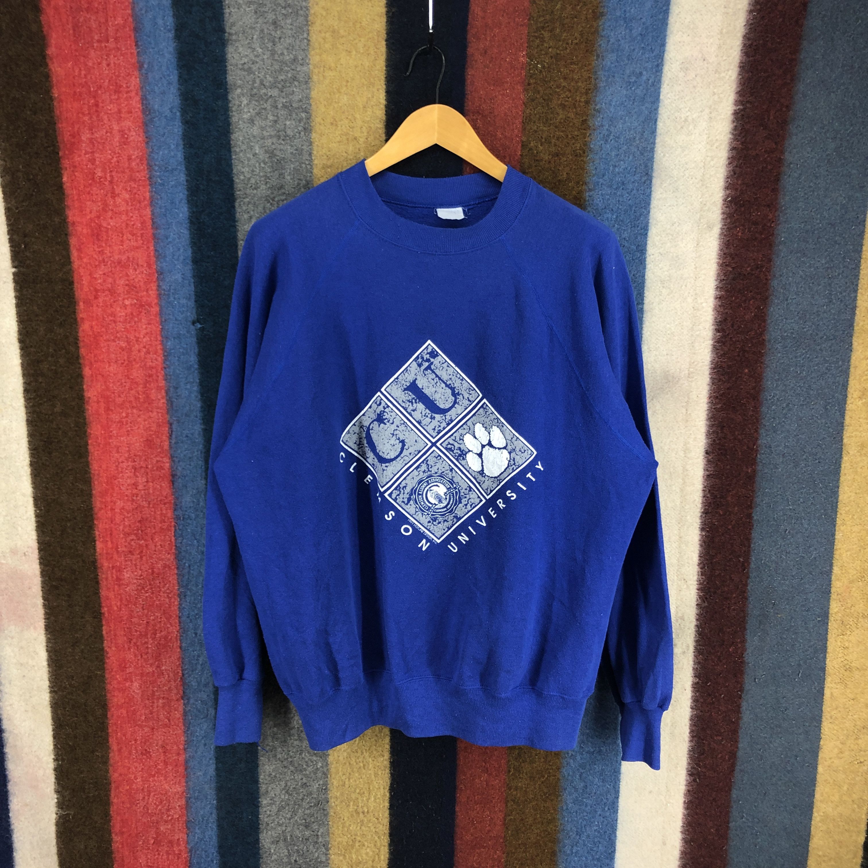 Vintage 90s Vintage CLEMSON UNIVERSITY Crew Neck Sweatshirt #0411/Q Size US XL / EU 56 / 4 - 1 Thumbnail
