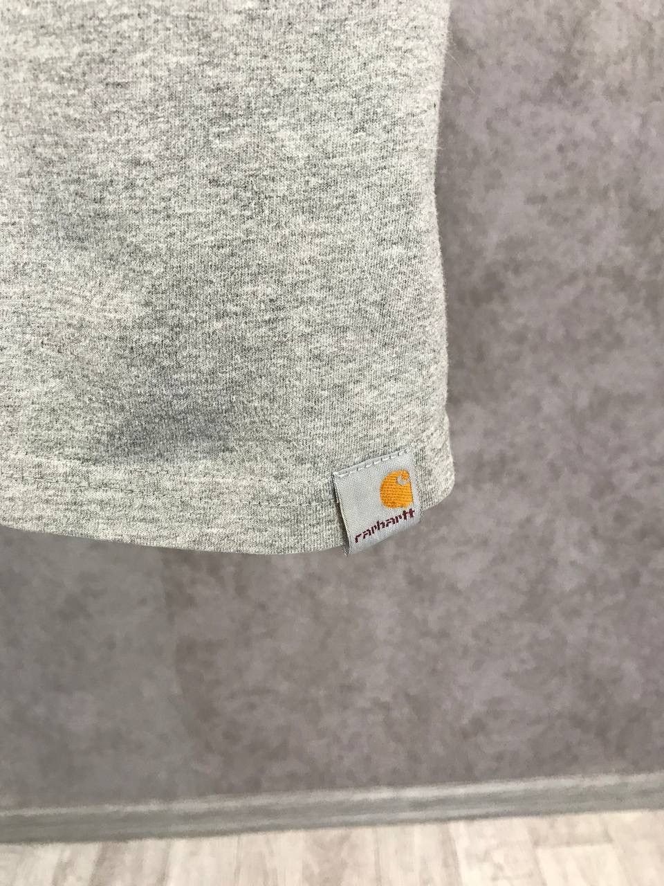 Carhartt Carhartt vintage streetwear big center logo tee Size US L / EU 52-54 / 3 - 4 Thumbnail