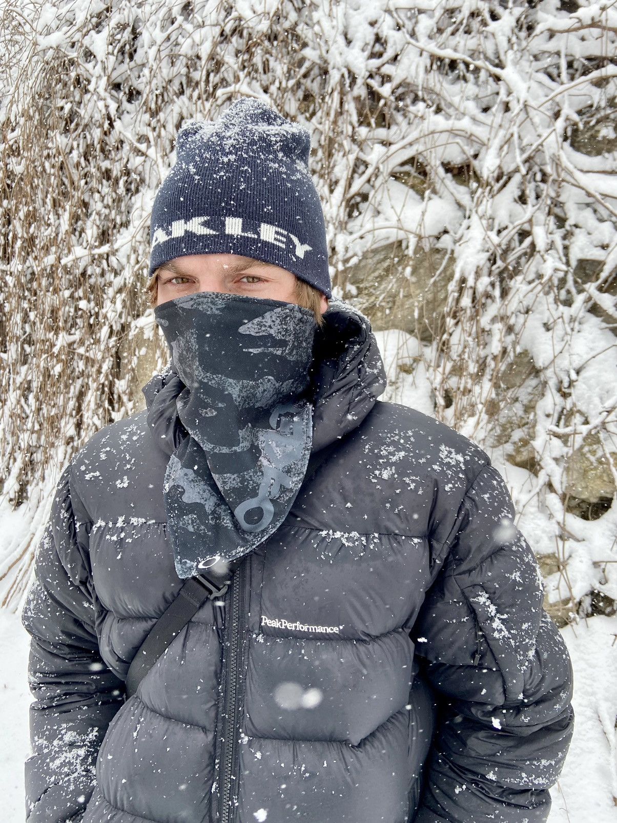 OAKLEY 00s snow shell jacket y2k archive