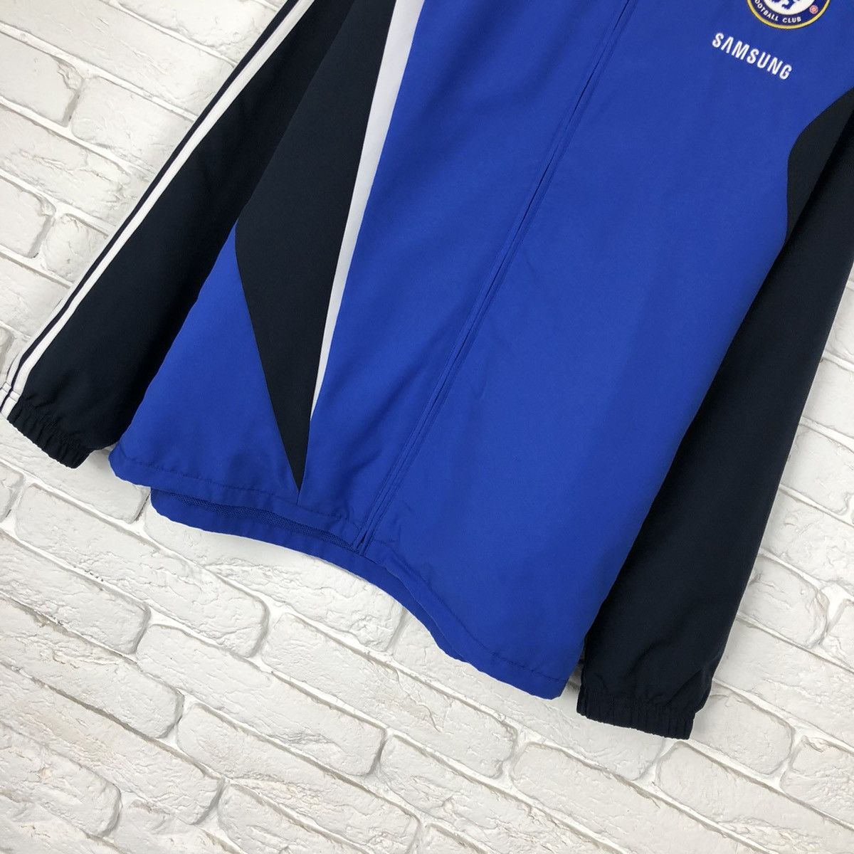Chelsea Soccer Chelsea Adidas vintage soccer jacket Size US XL / EU 56 / 4 - 3 Thumbnail
